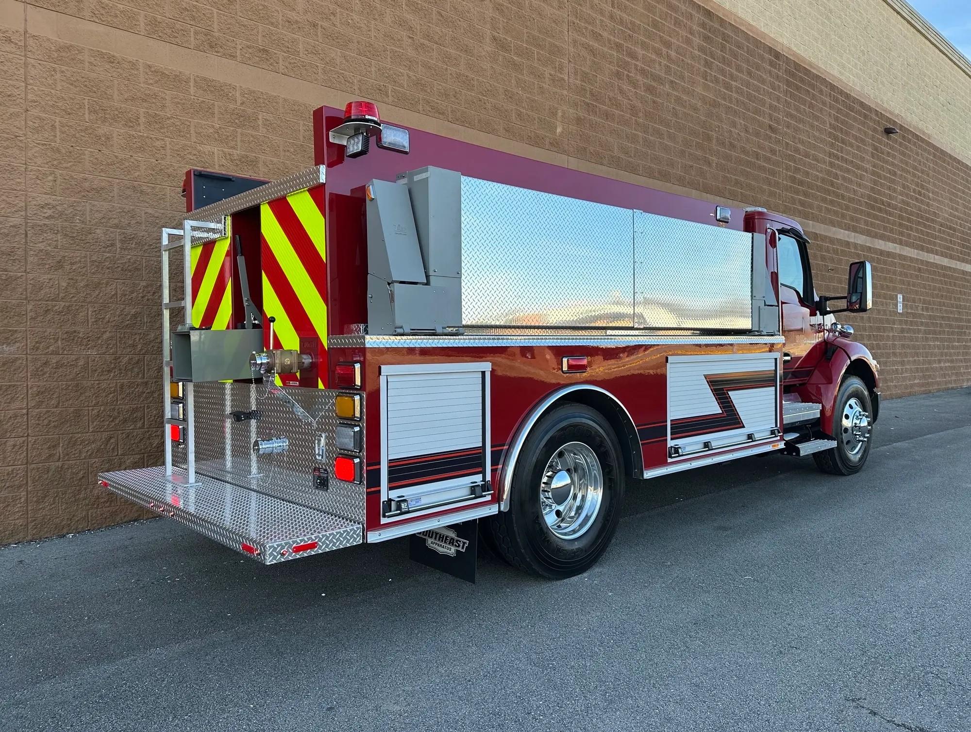 2024 Kenworth T480 2000 Gallon Tanker *NEW* - image 5