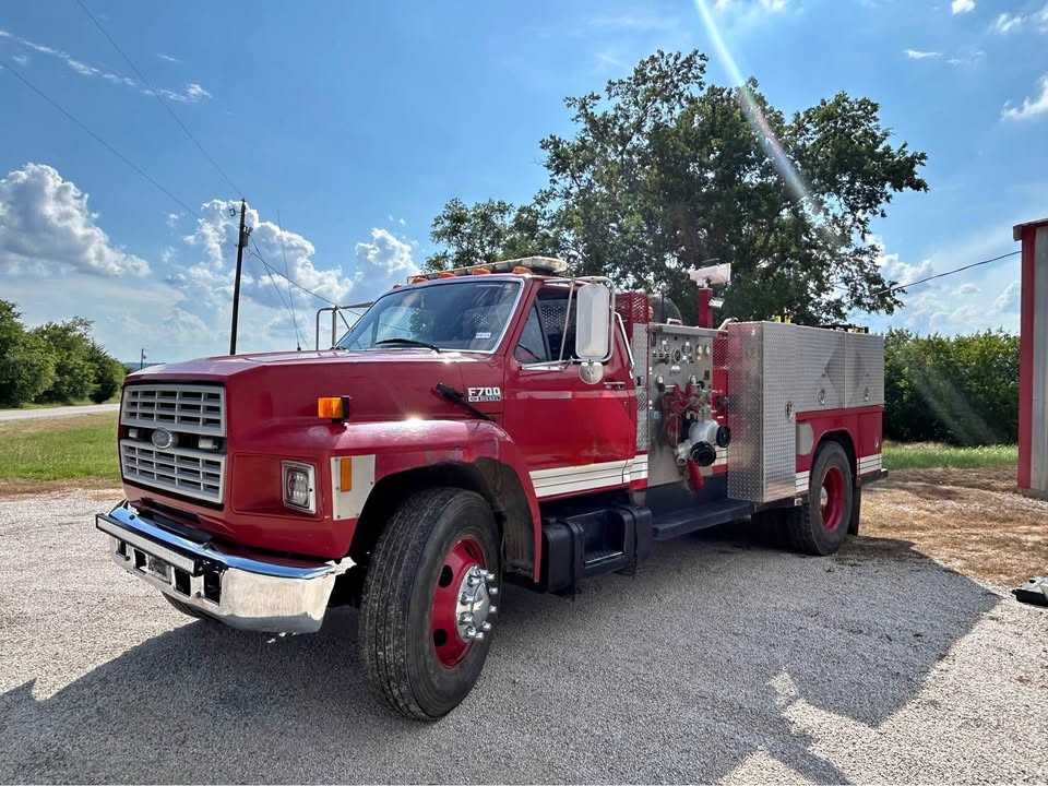 1994 Ford F700 Pumper