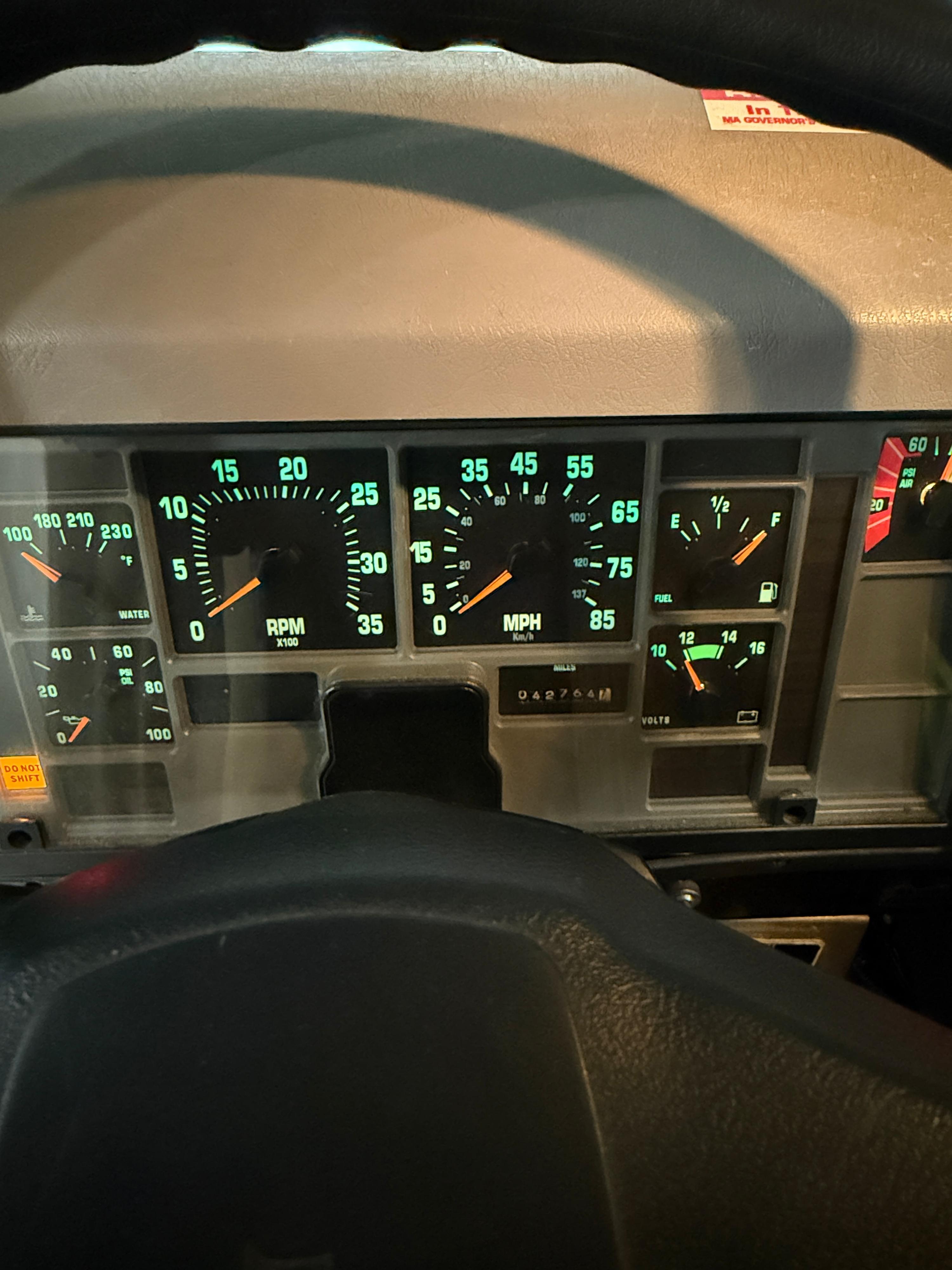 1995 E-One International Pumper - image 7