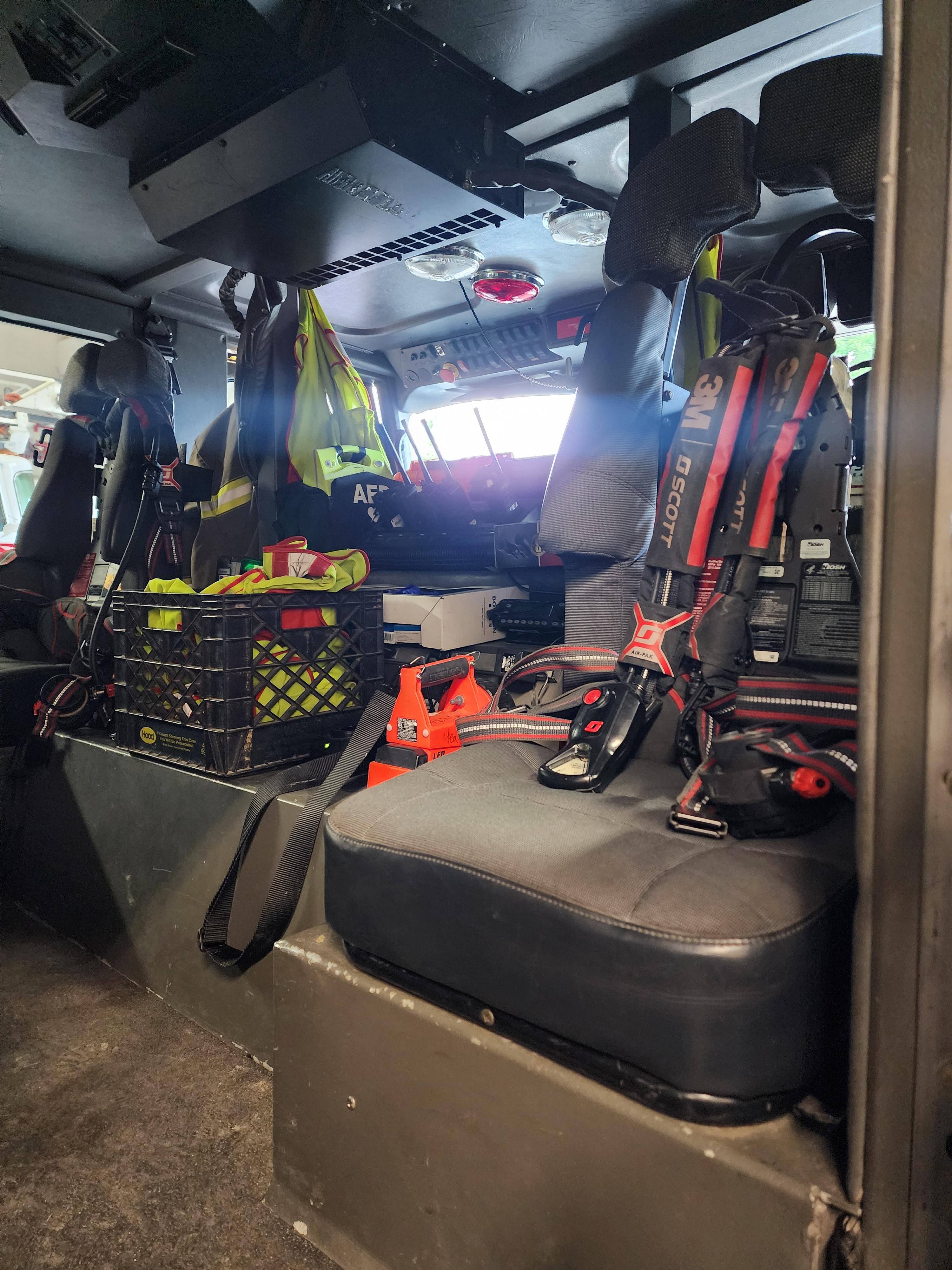 2002 Saulsbury E-One Rescue Pumper - image 29
