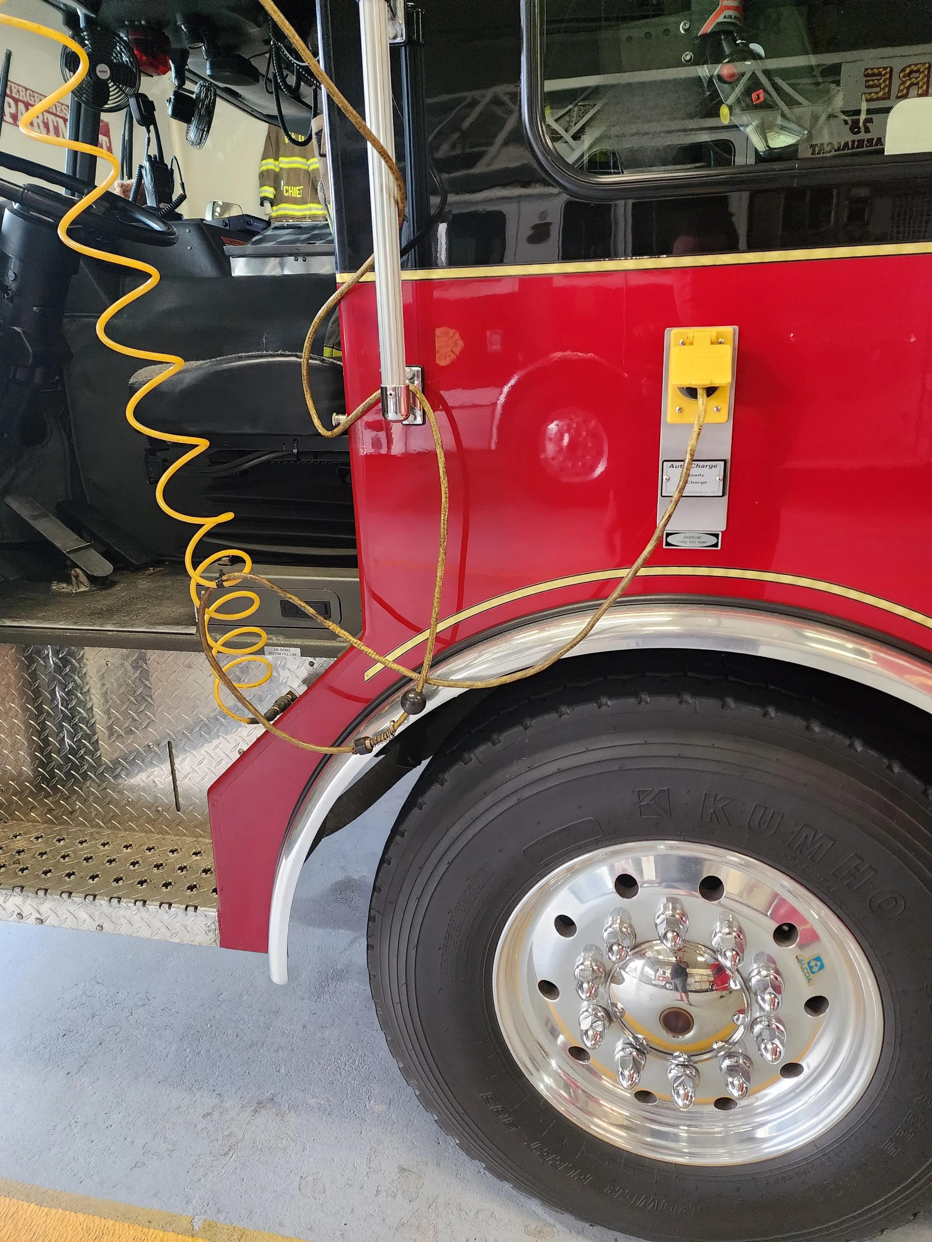 2002 Saulsbury E-One Rescue Pumper - image 52
