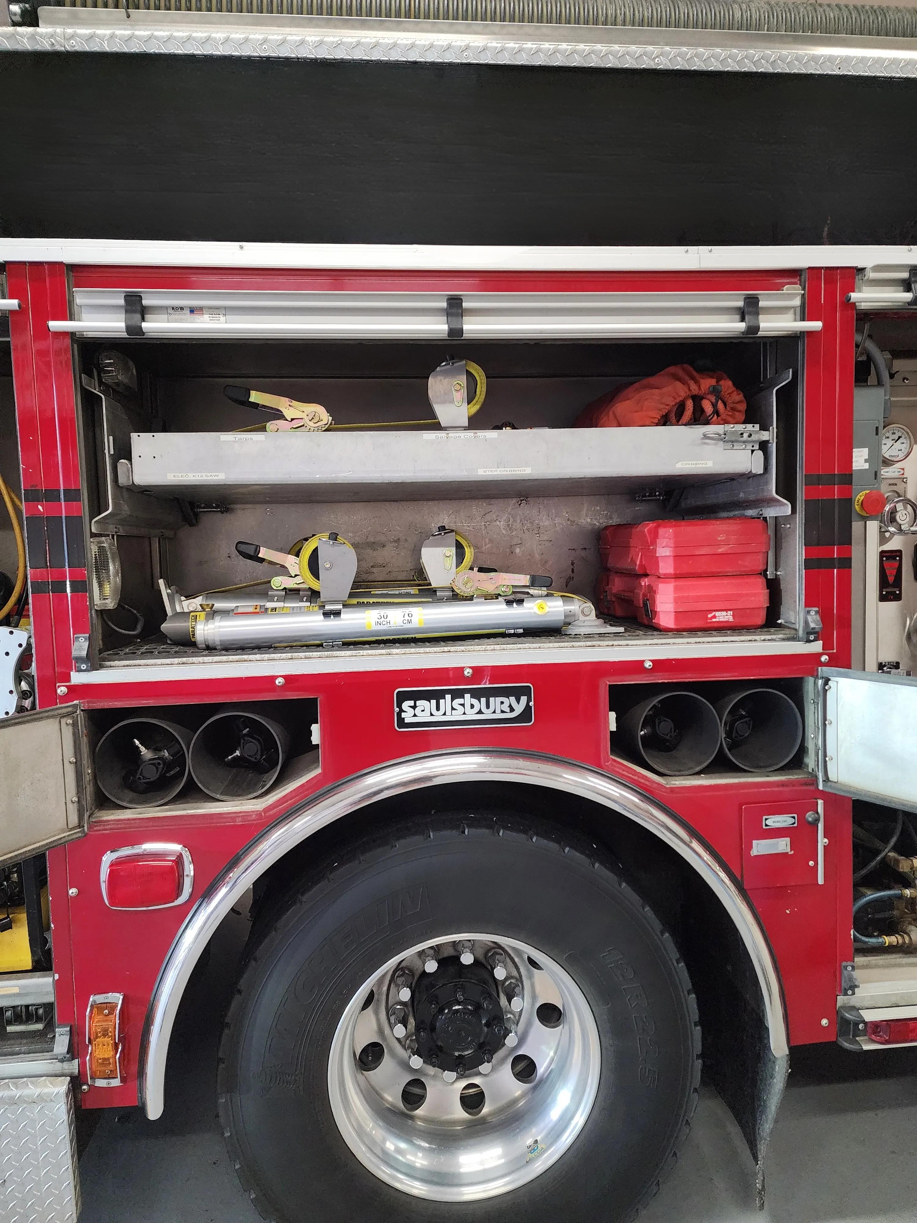 2002 Saulsbury E-One Rescue Pumper - image 47