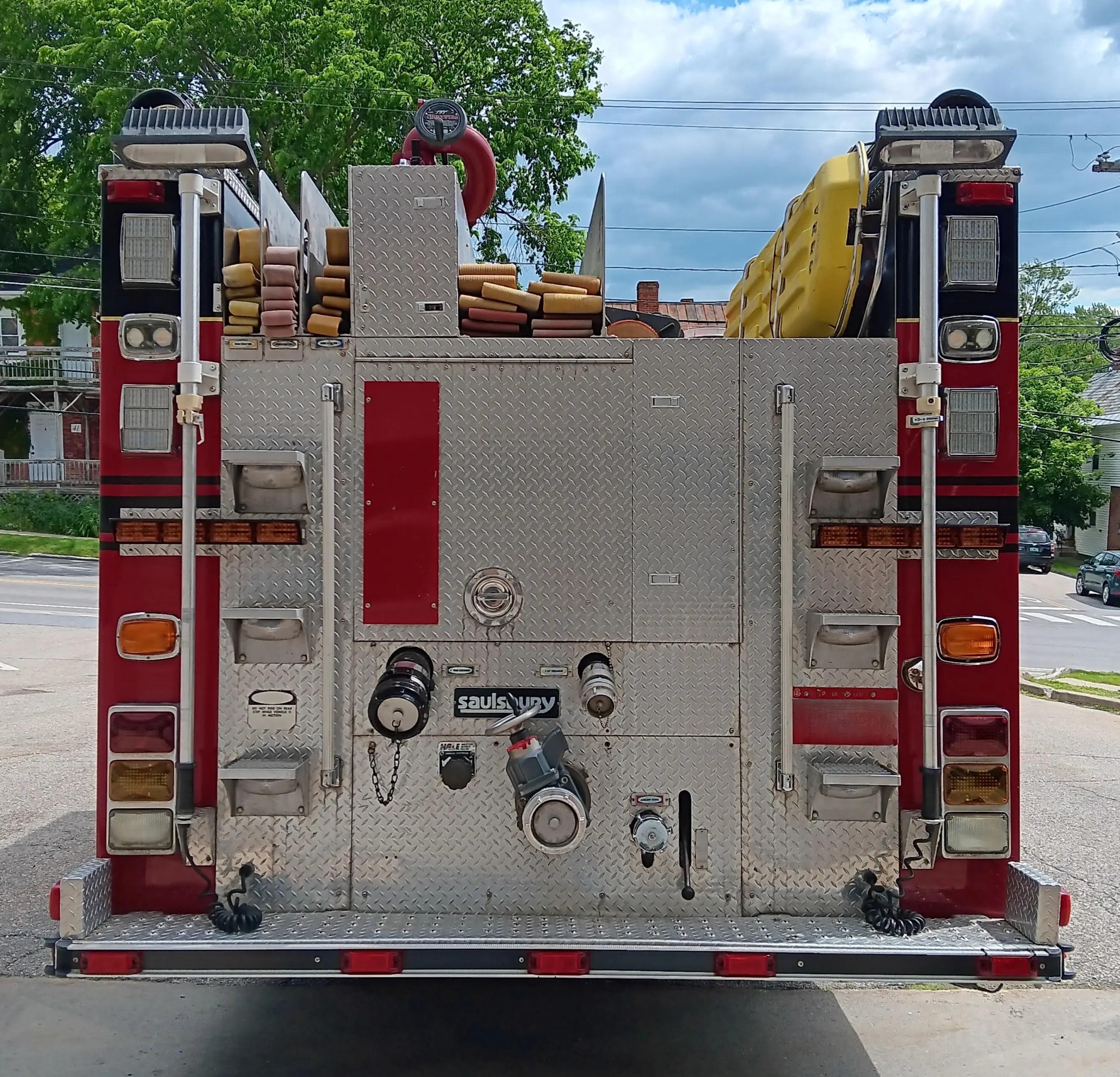 2002 Saulsbury E-One Rescue Pumper - image 5