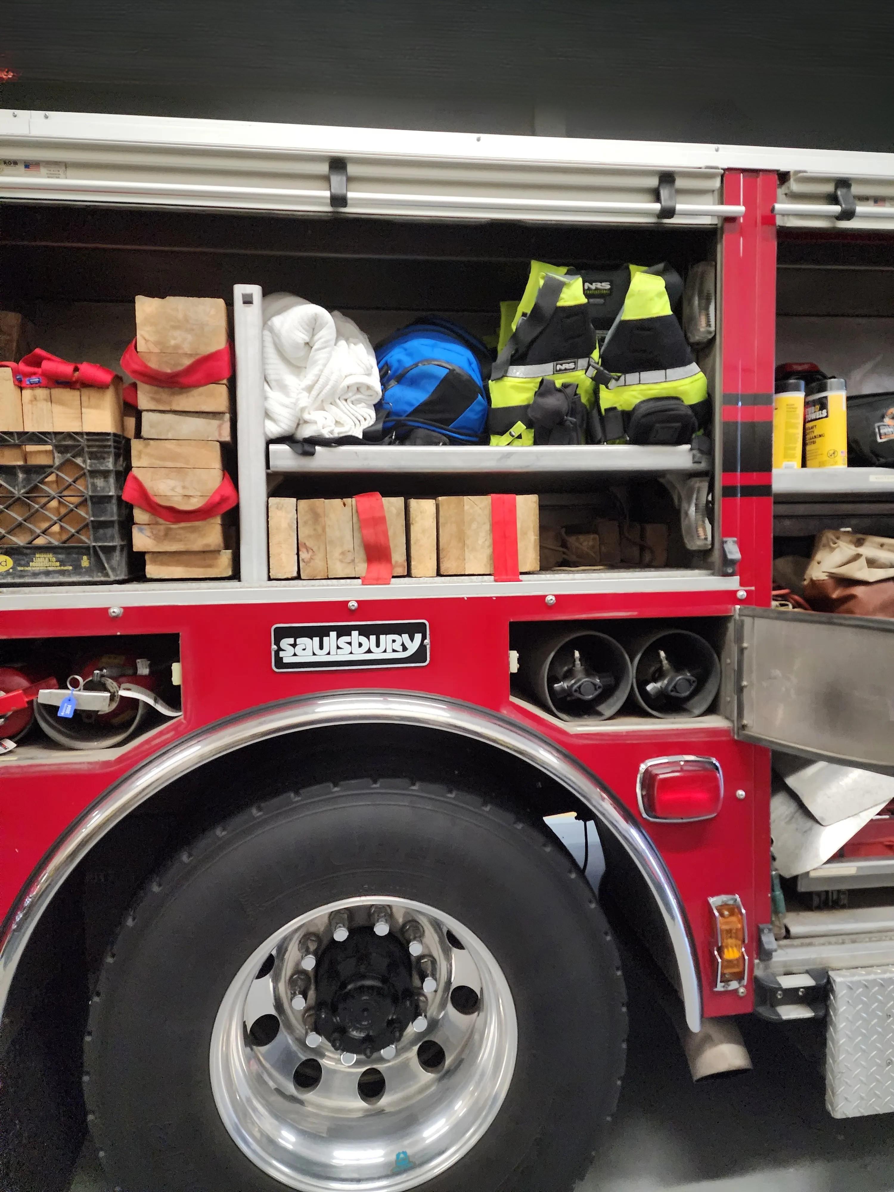 2002 Saulsbury E-One Rescue Pumper - image 36