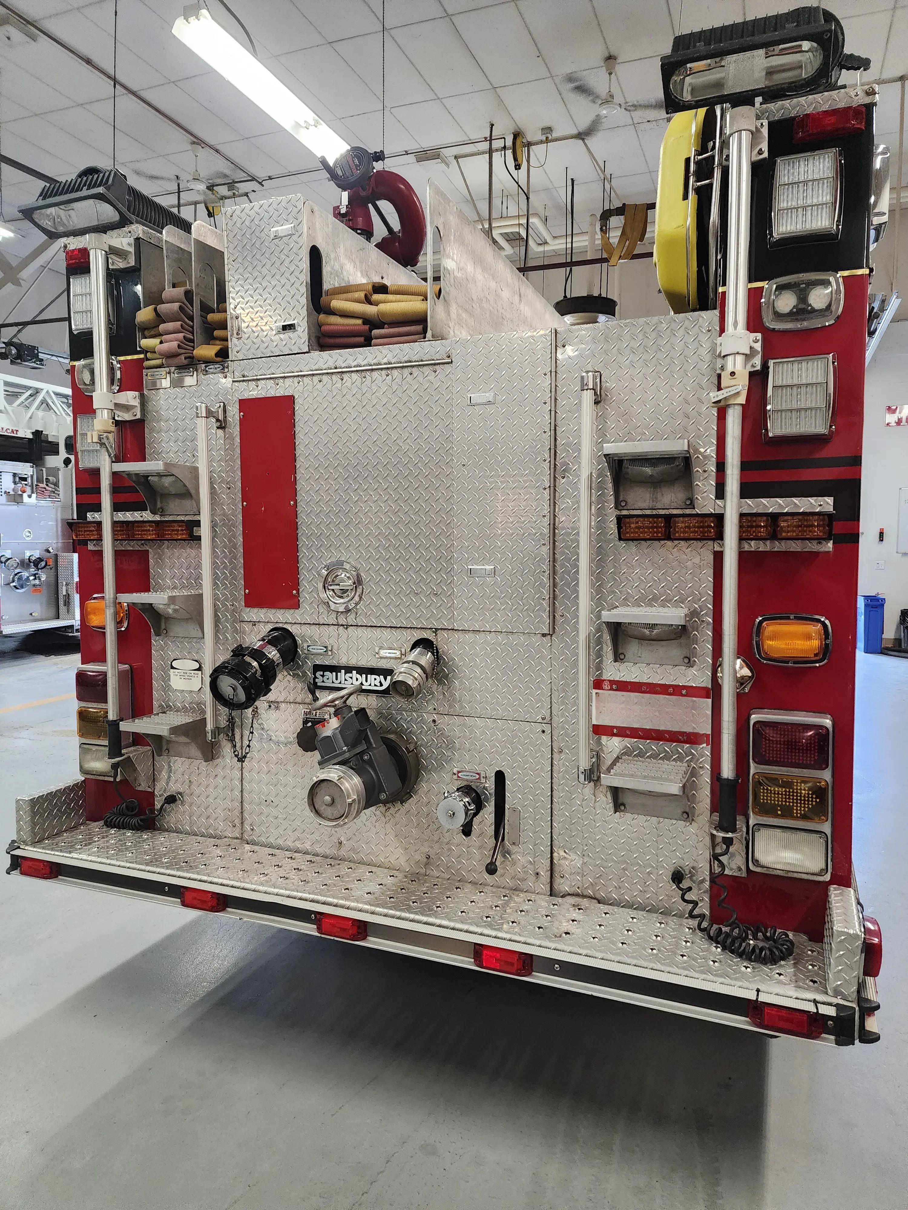 2002 Saulsbury E-One Rescue Pumper - image 38