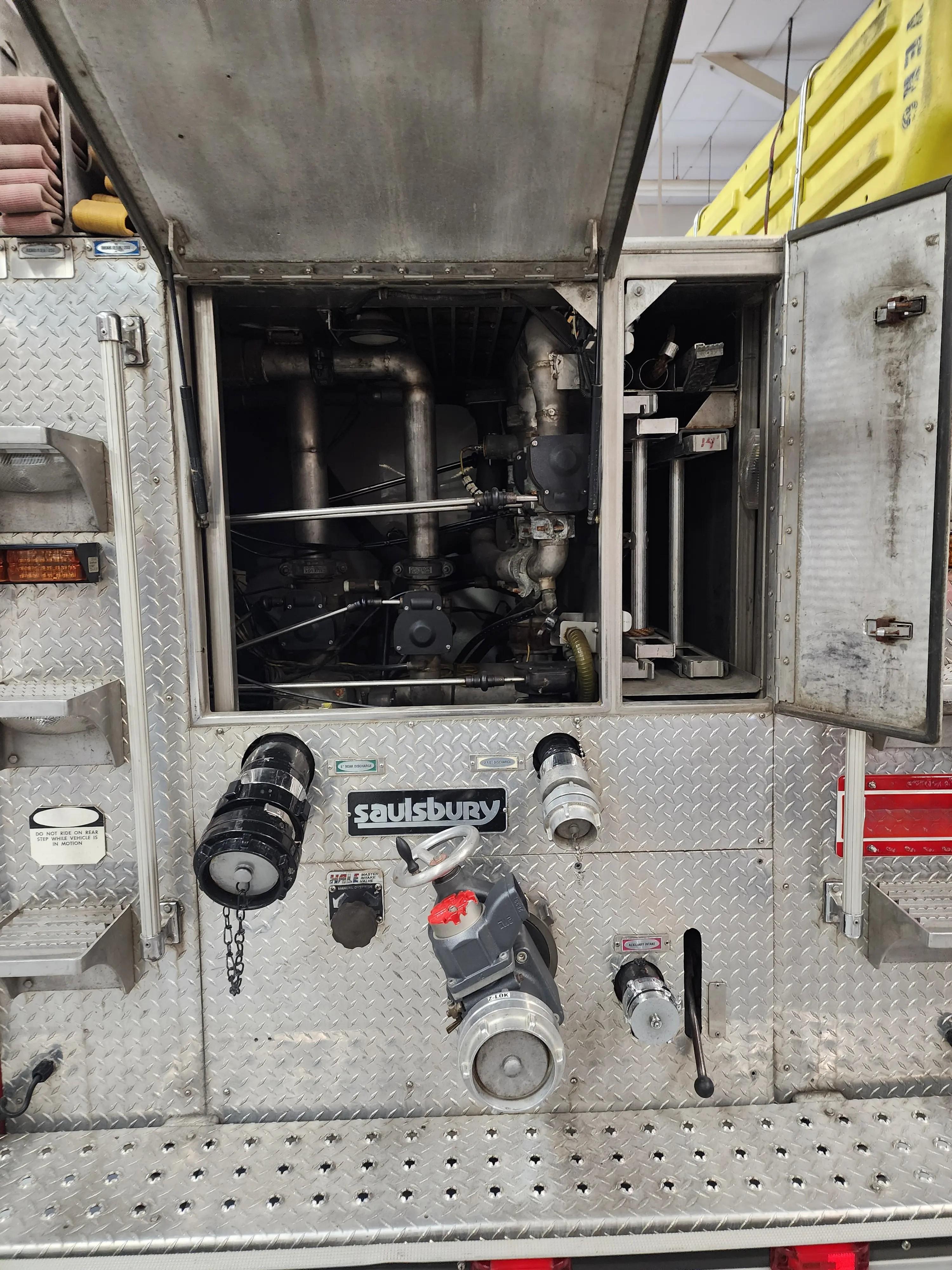 2002 Saulsbury E-One Rescue Pumper - image 39