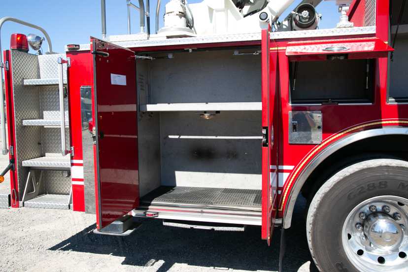 2003 Pierce Dash 75' Quint — photo 8