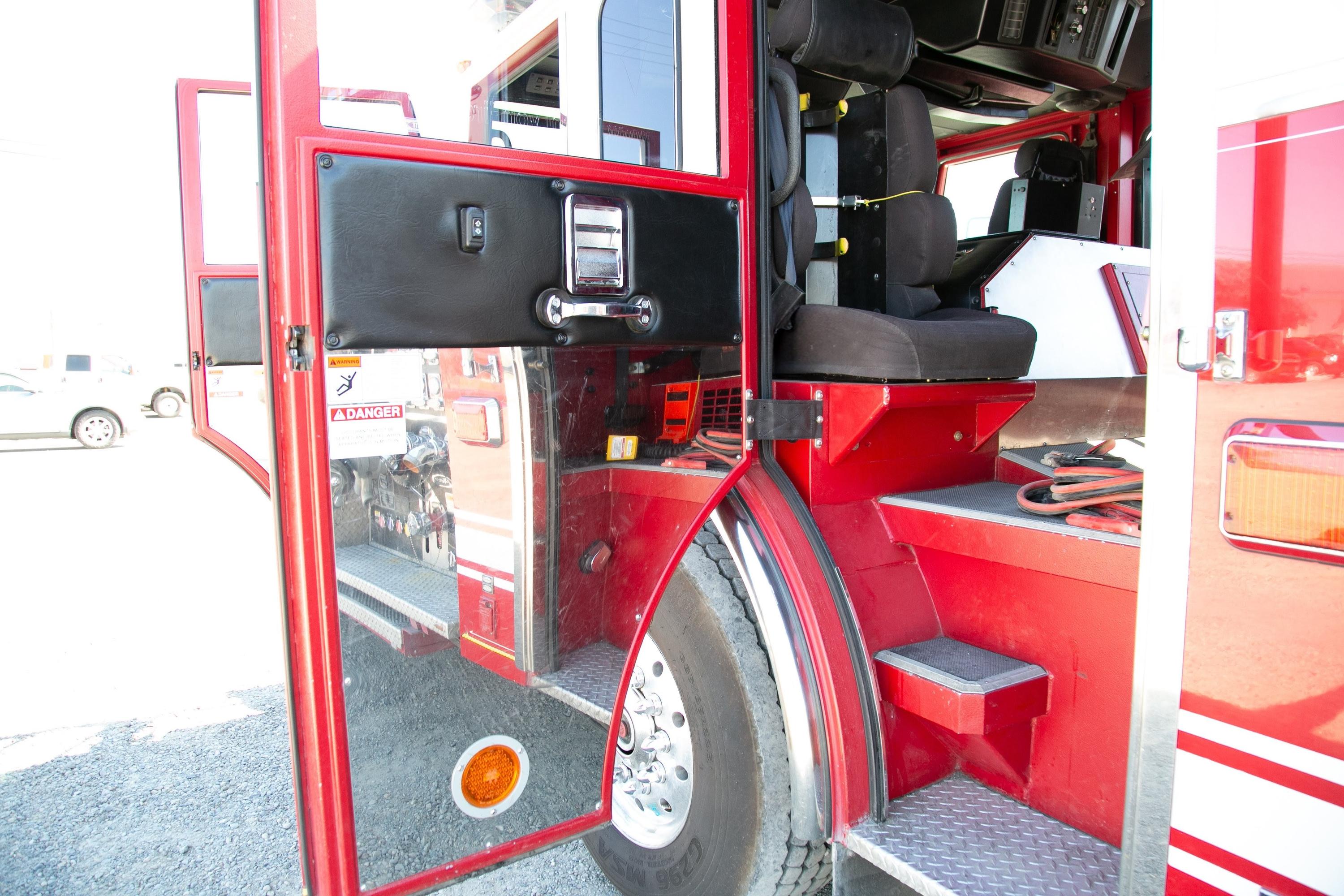 2003 Pierce Dash 75' Quint - image 41