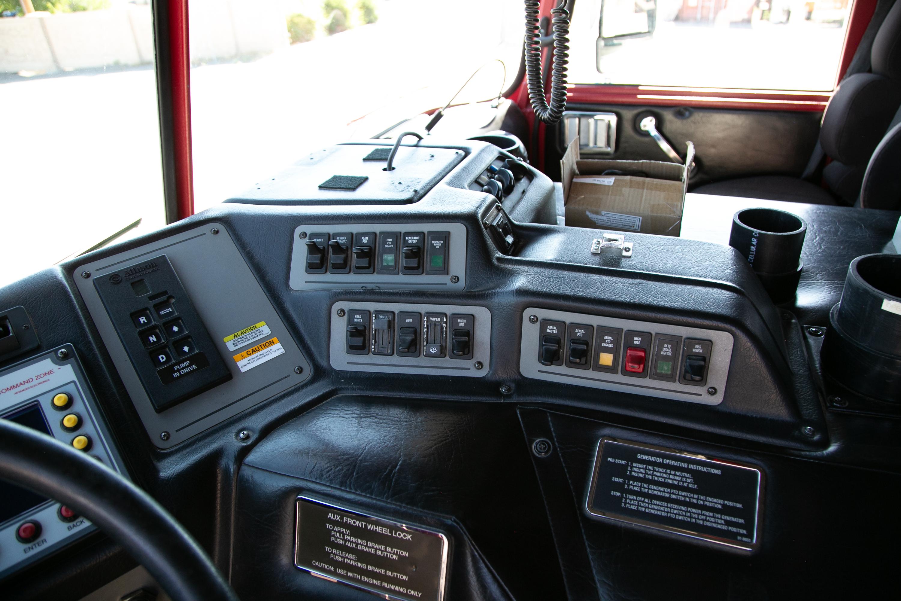 2003 Pierce Dash 75' Quint - image 48