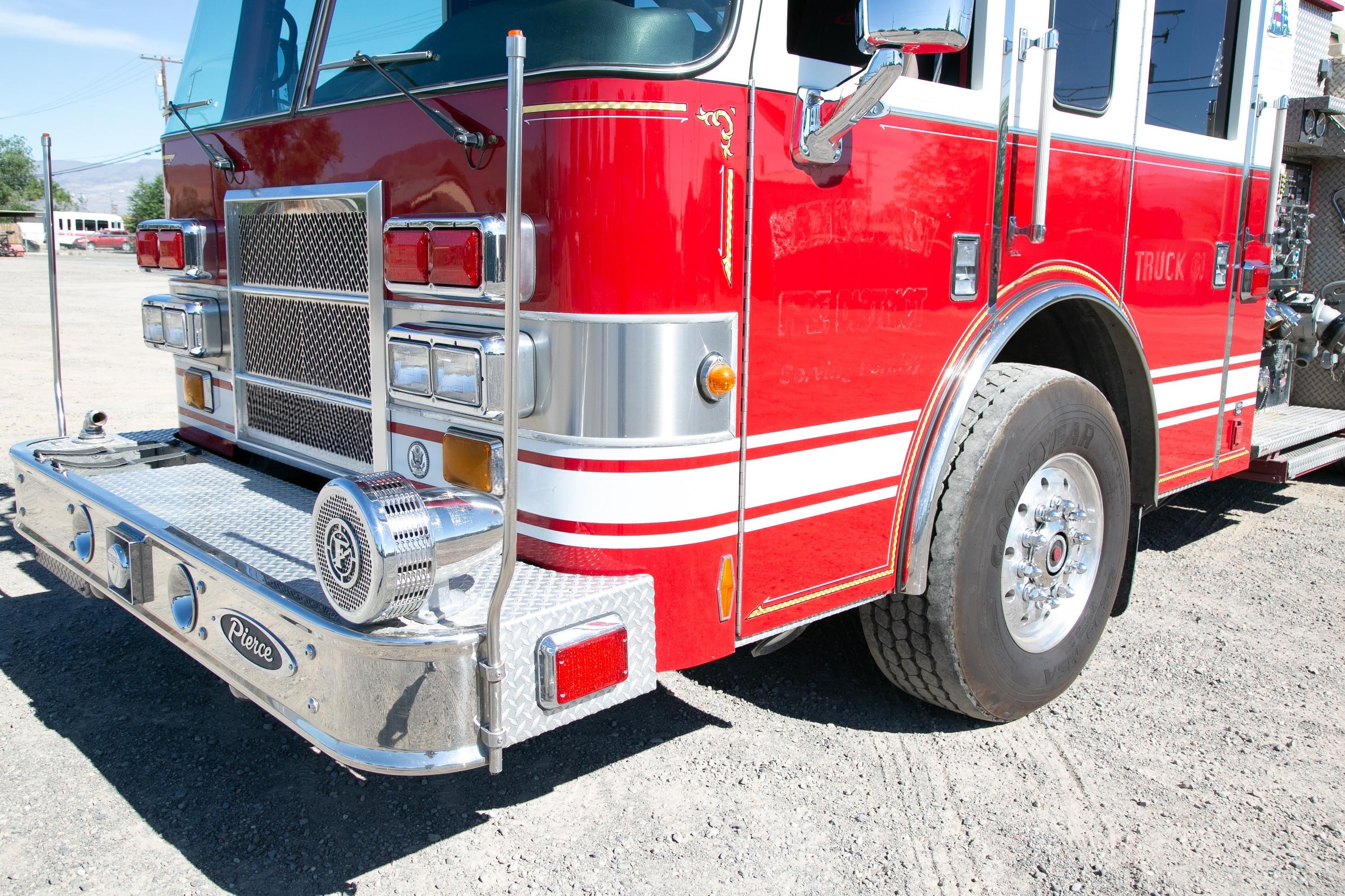 2003 Pierce Dash 75' Quint - image 95