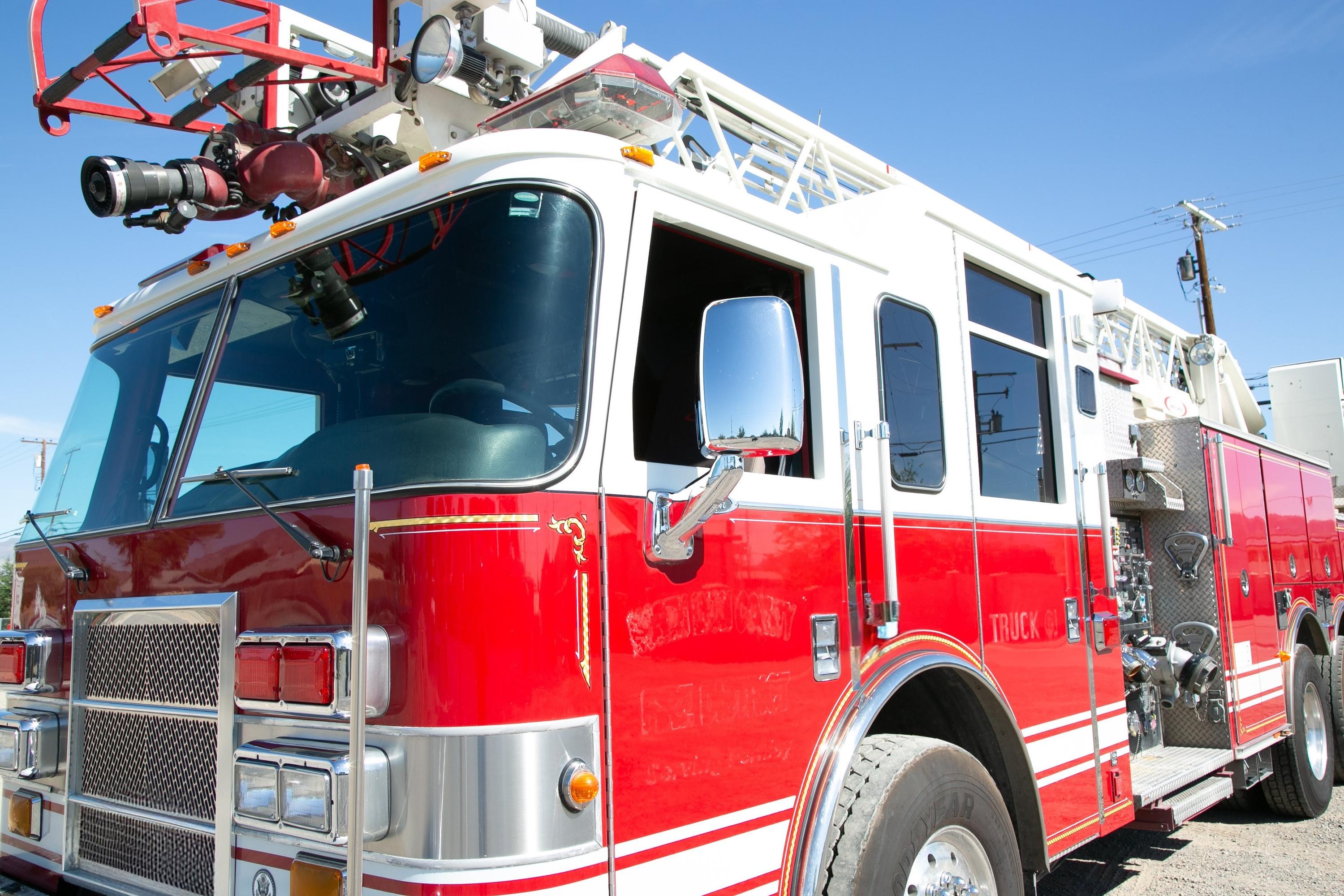 2003 Pierce Dash 75' Quint - image 96