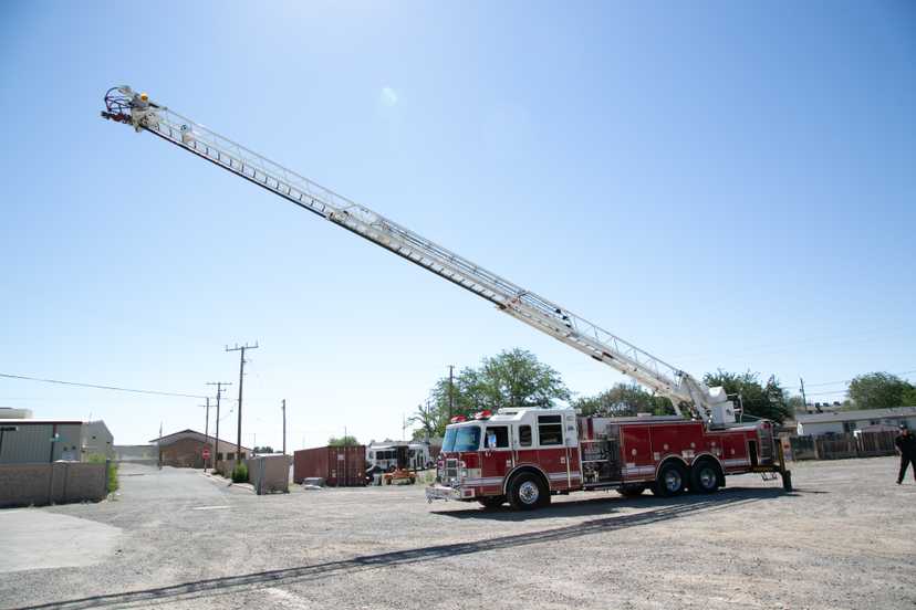 2003 Pierce Dash 75' Quint — photo 4