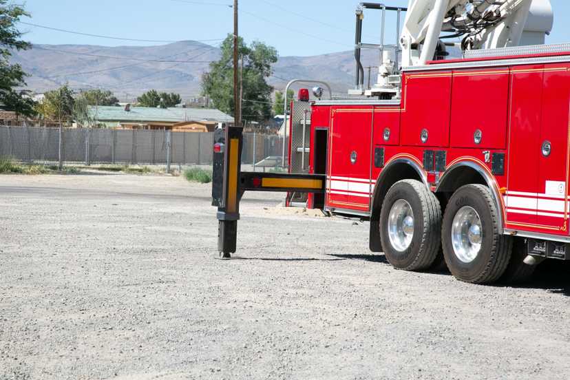 2003 Pierce Dash 75' Quint — photo 5
