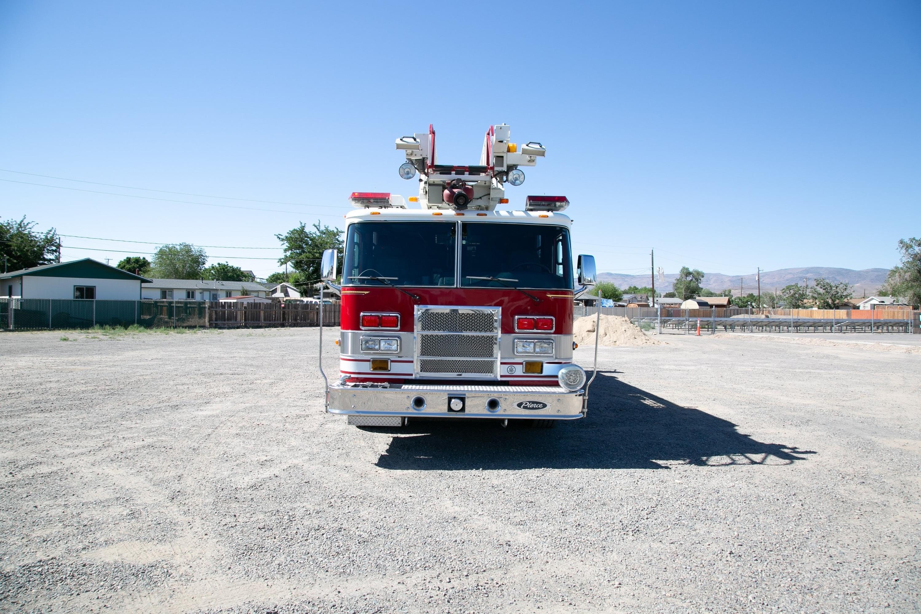 2003 Pierce Dash 75' Quint - image 25