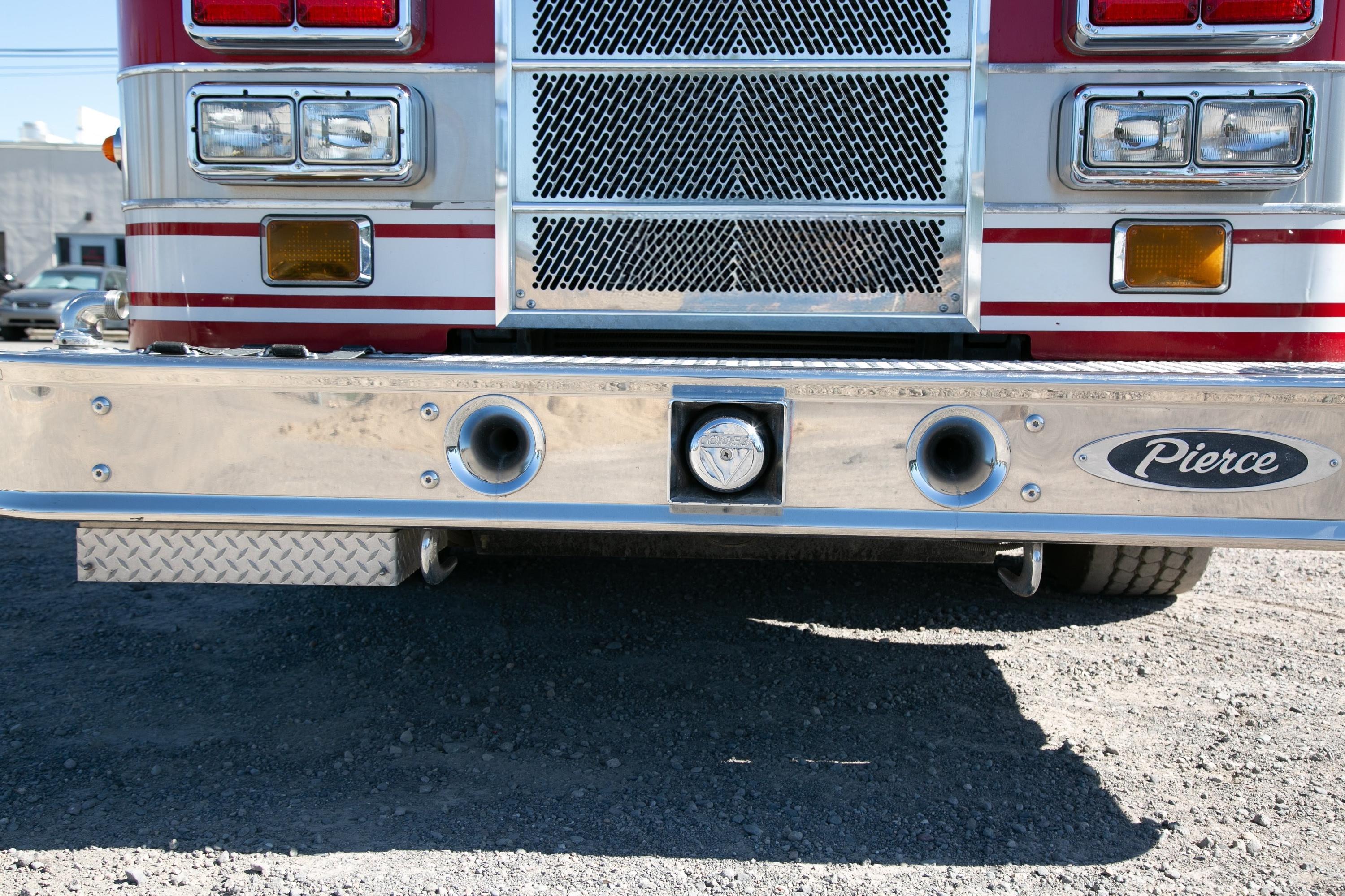 2003 Pierce Dash 75' Quint - image 100