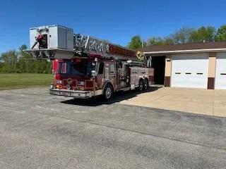 1988 E-One 95' Quint - image 25