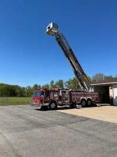 1988 E-One 95' Quint - image 27
