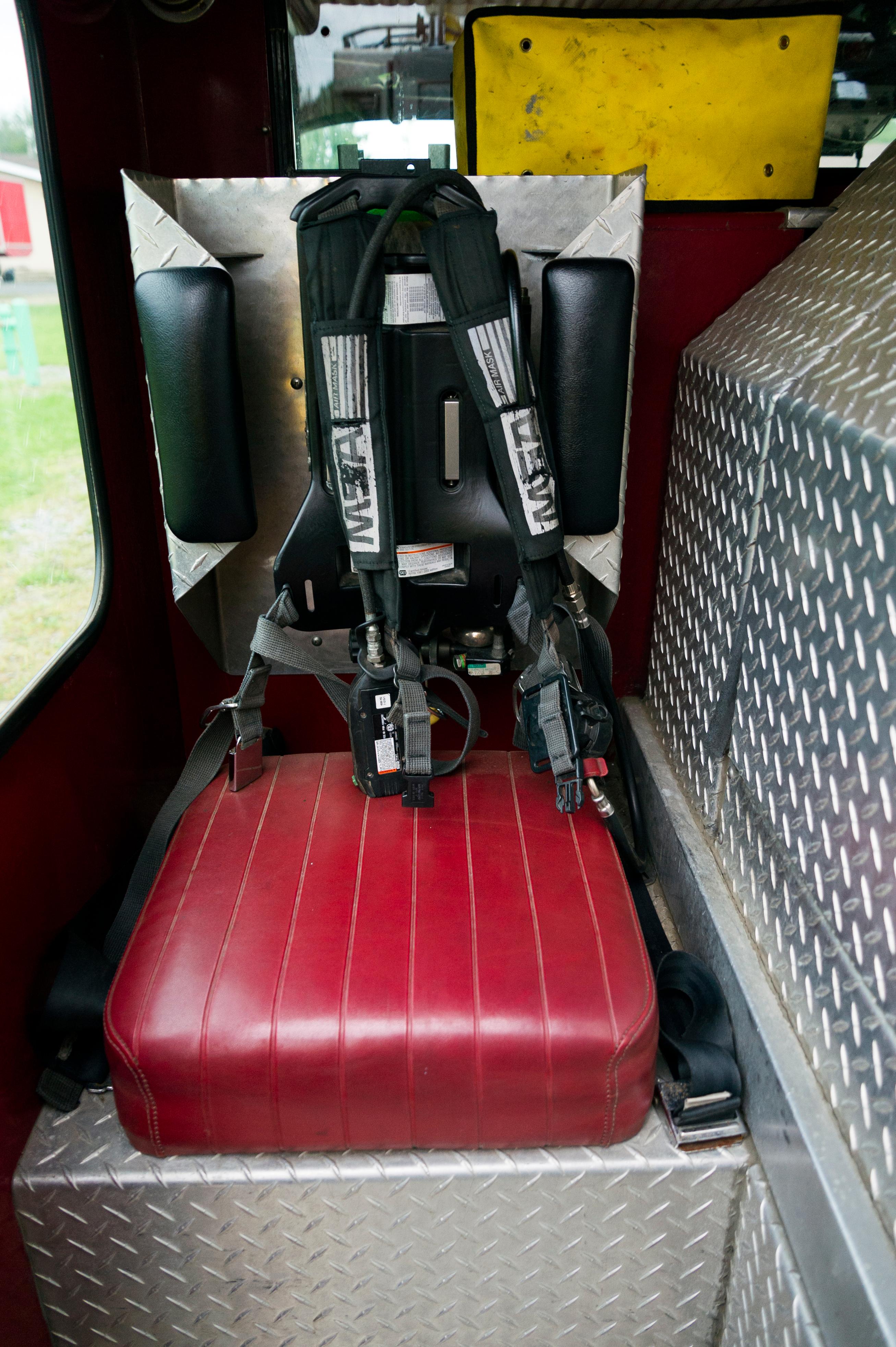 1988 E-One 95' Quint - image 16