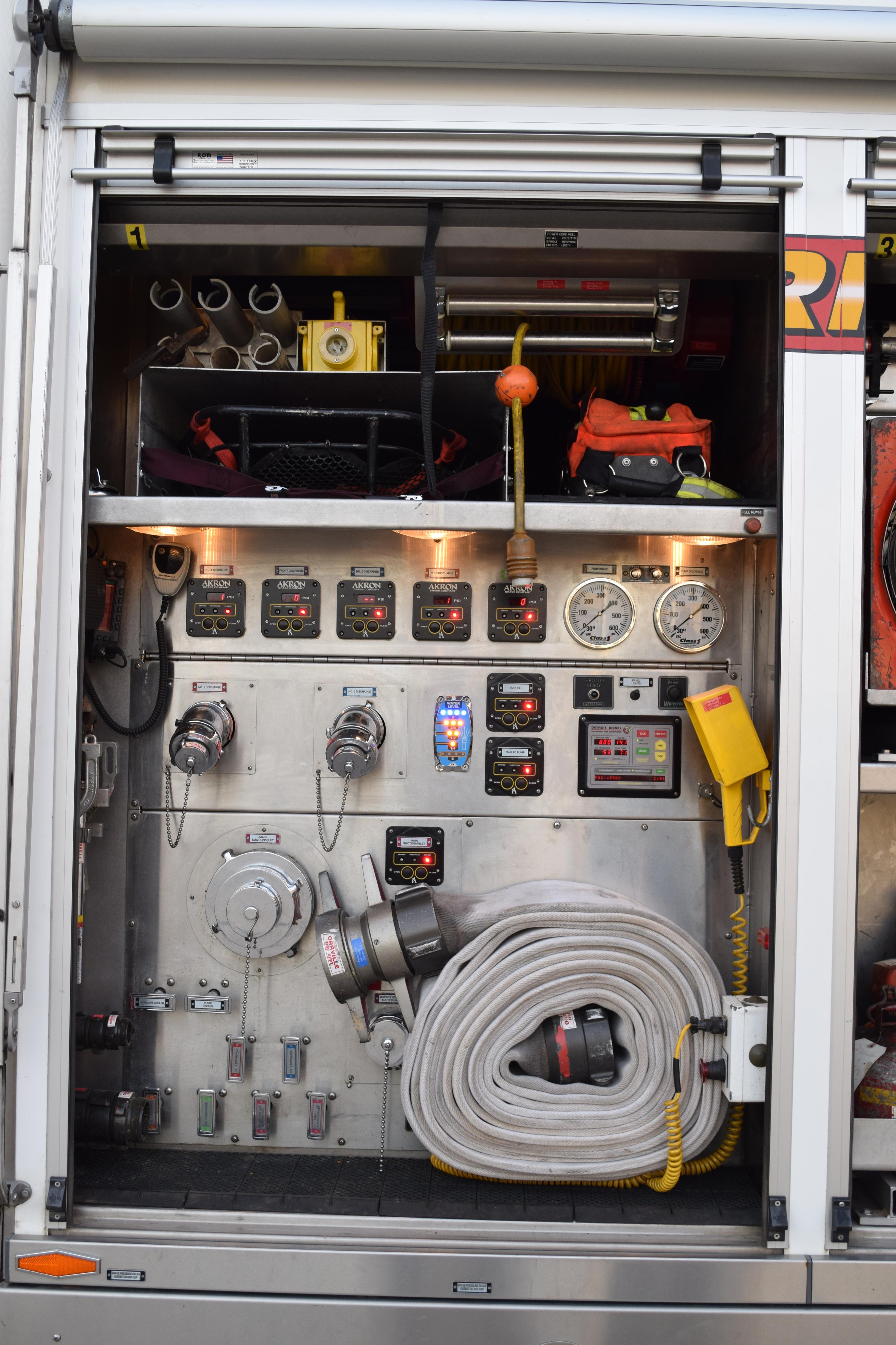 2004 American LaFrance Rescue - image 14