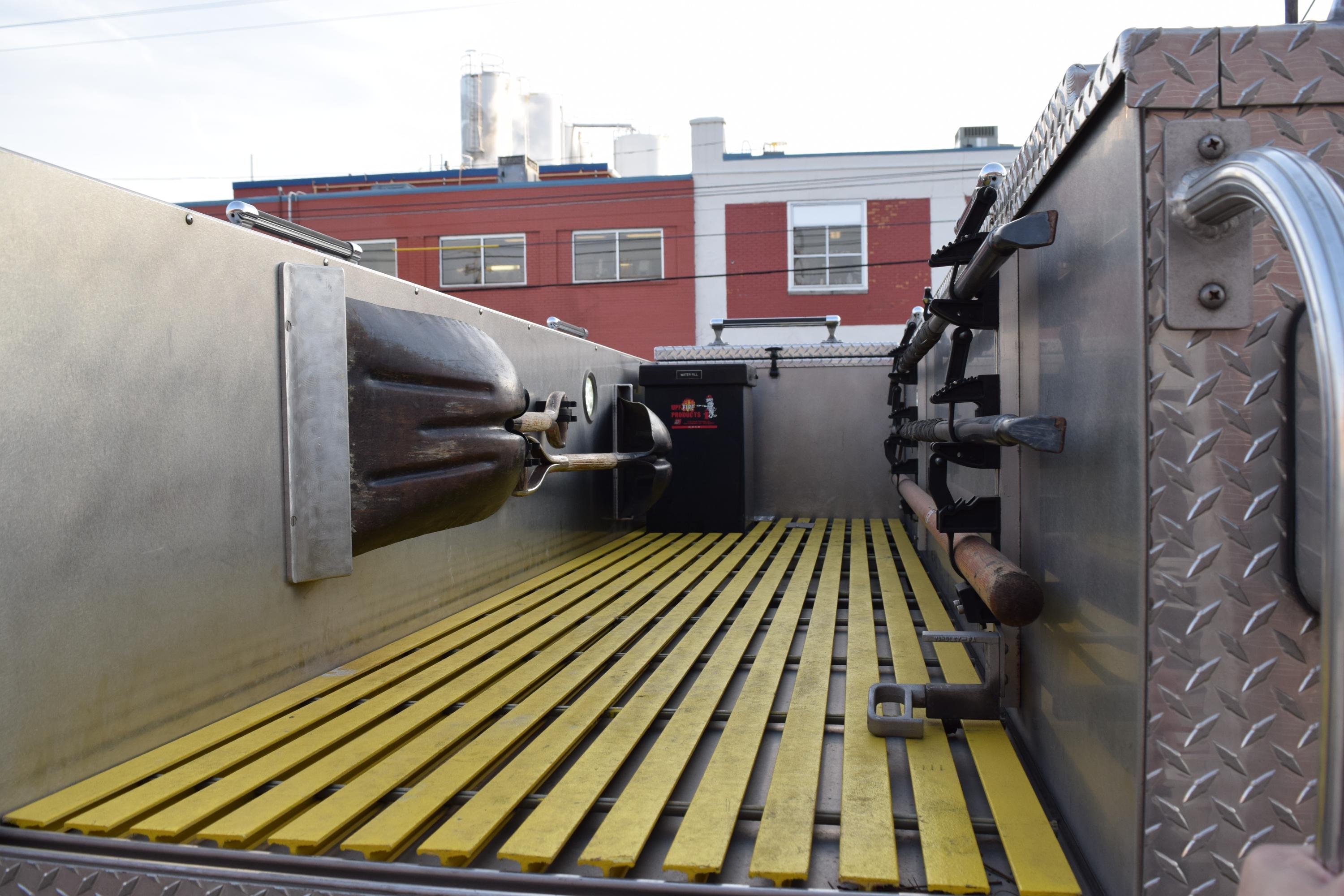 2004 American LaFrance Rescue - image 31