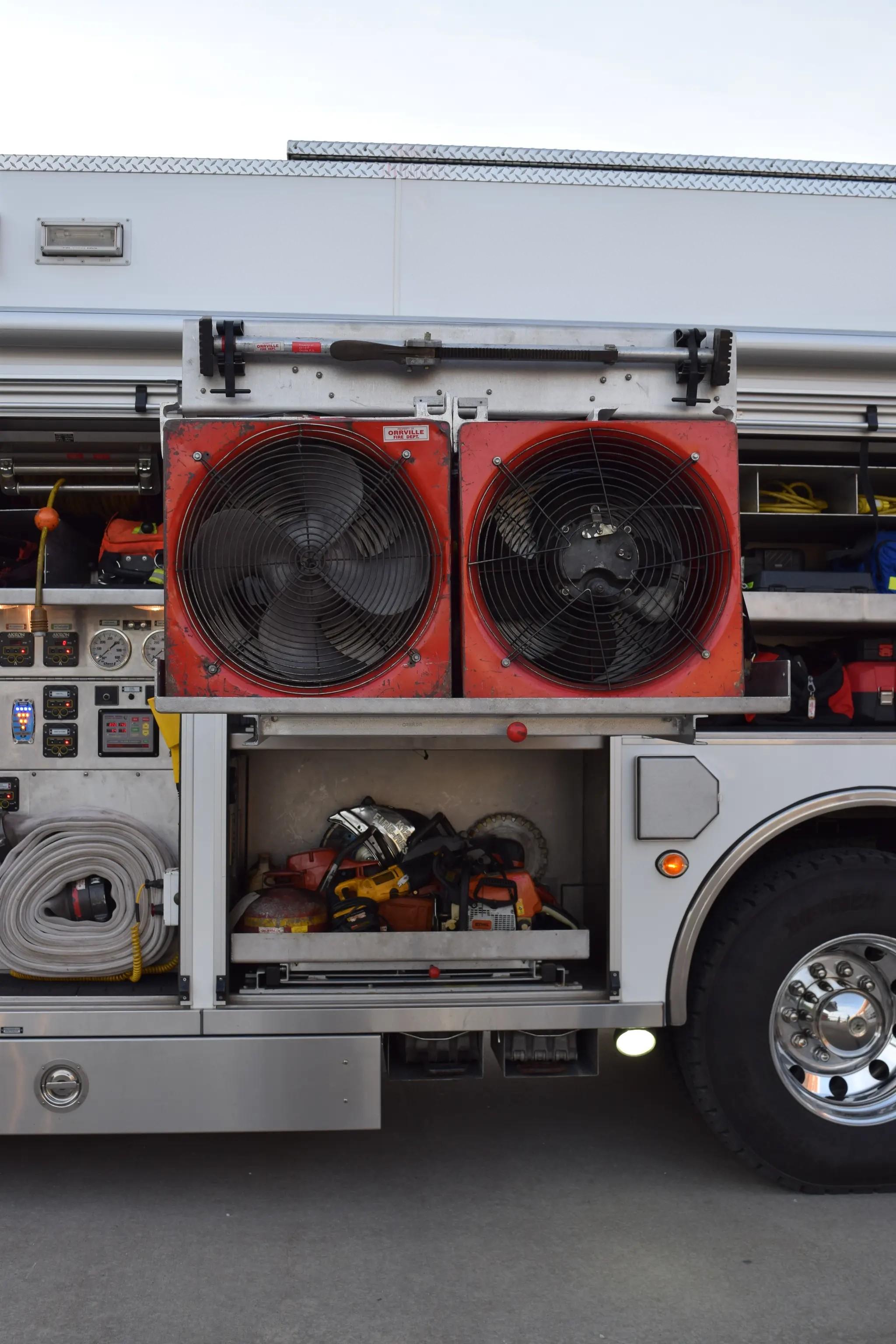 2004 American LaFrance Rescue - image 17