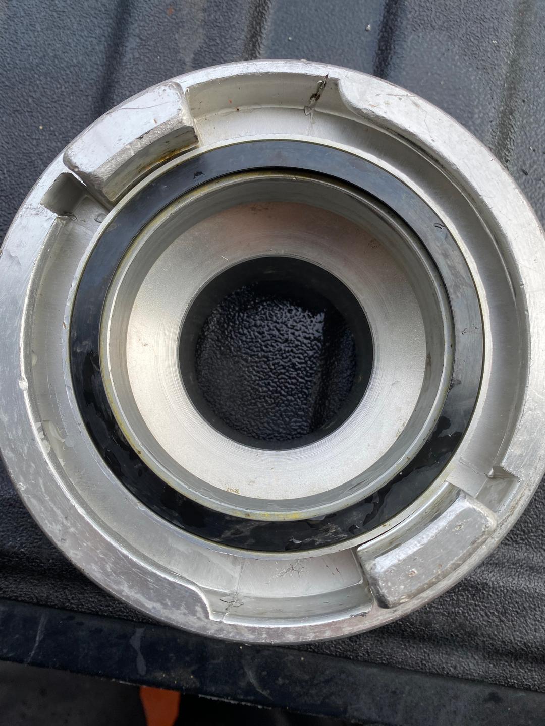 2 1/2” male to 4” storz Adapter