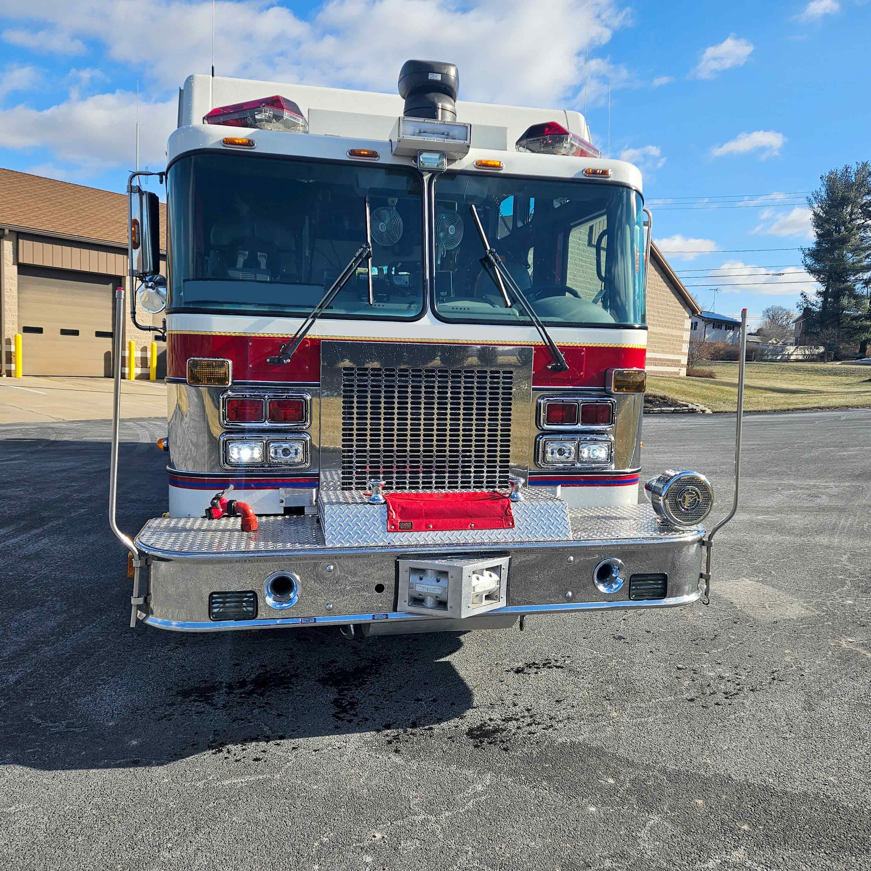 2001 Spartan Pumper - image 3