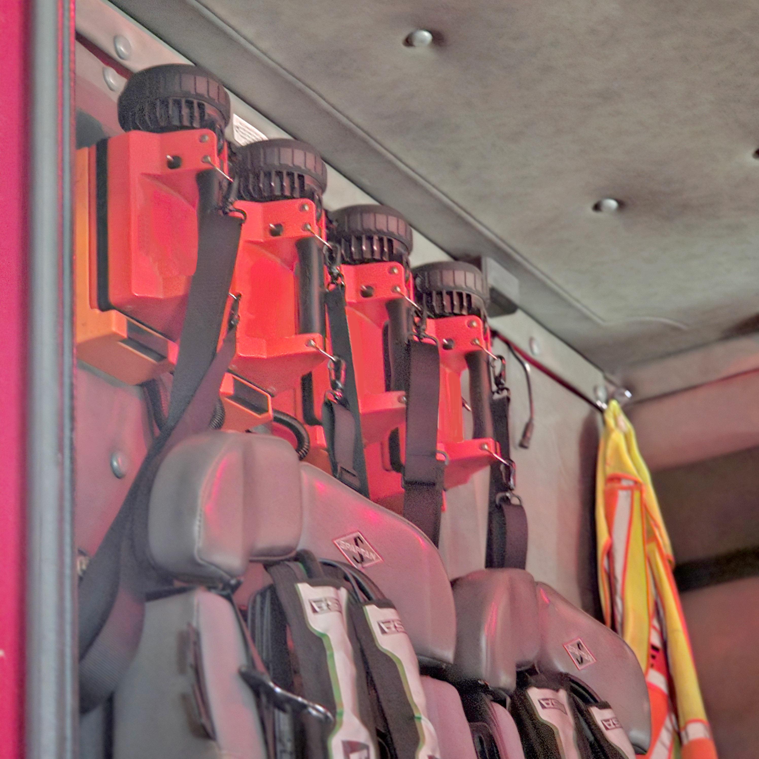 2001 Spartan Pumper - image 16