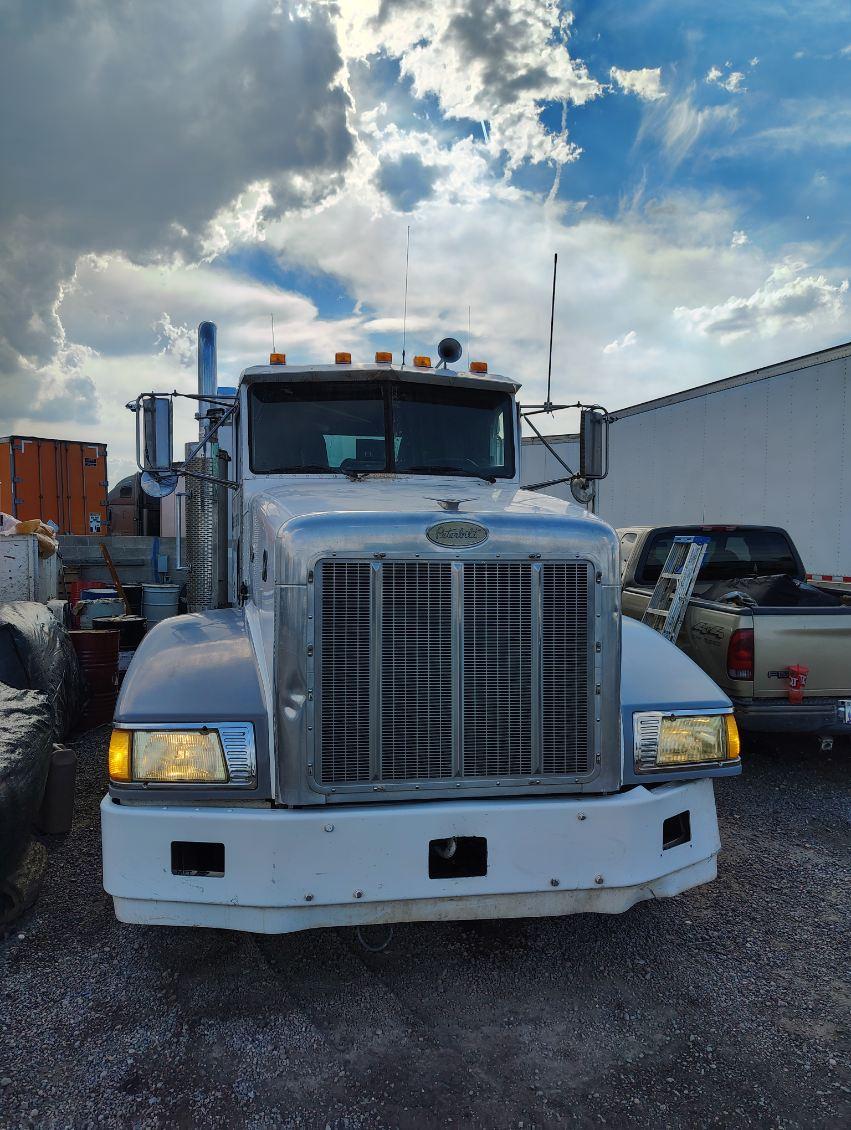 1999 Peterbilt 377 Dump Truck - image 2