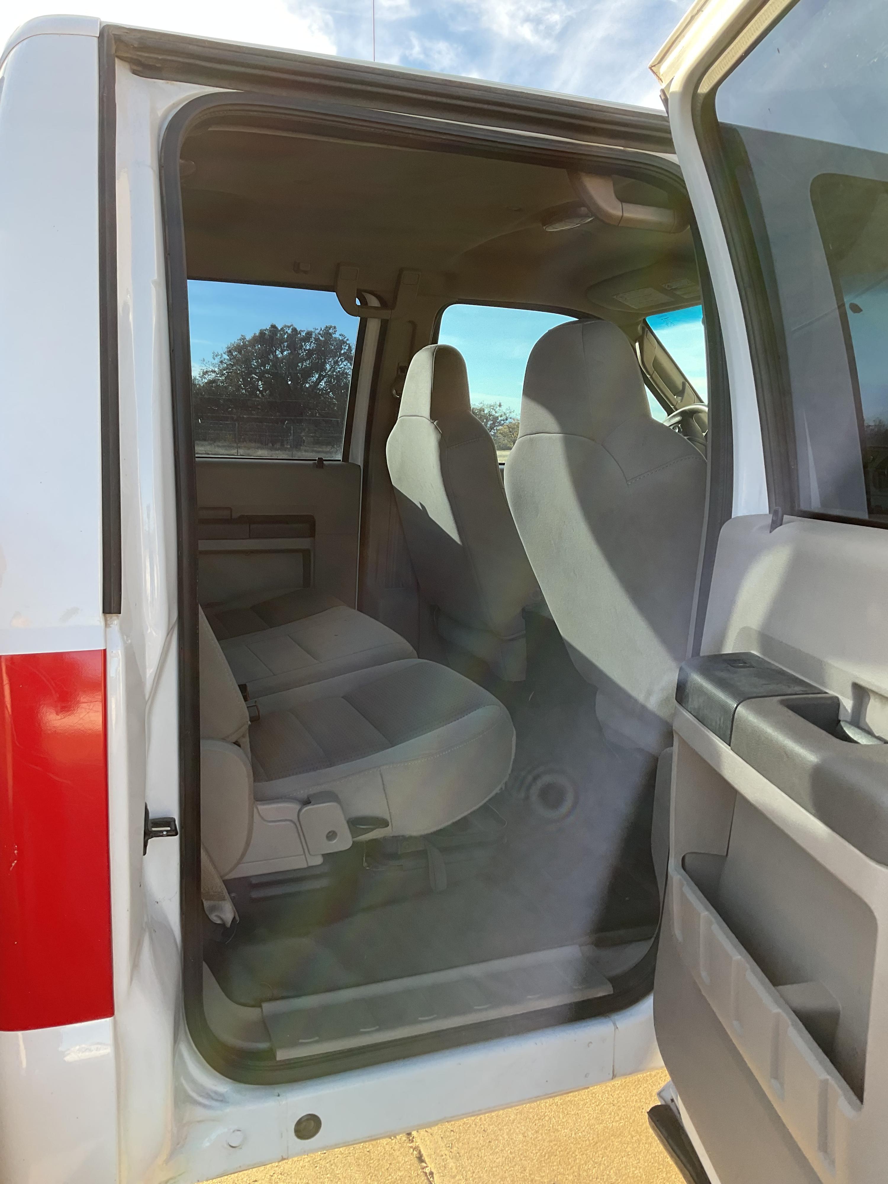 2008 Ford Brush Truck - image 7