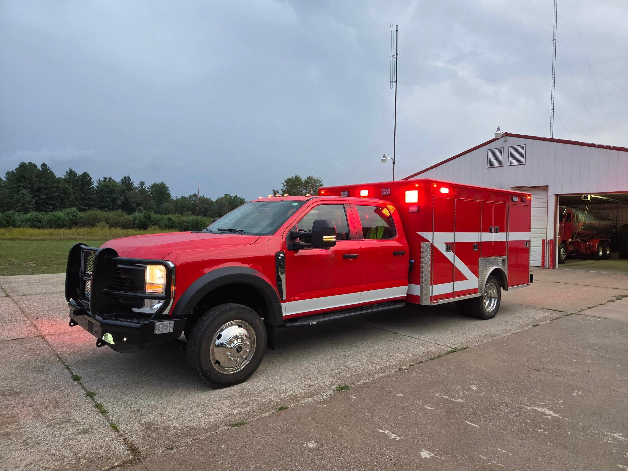 2024 Spencer Ford 4x4 Light Rescue - image 1