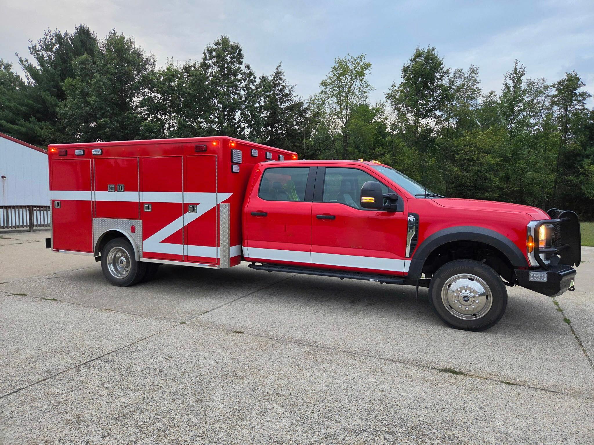 2024 Spencer Ford 4x4 Light Rescue - image 3
