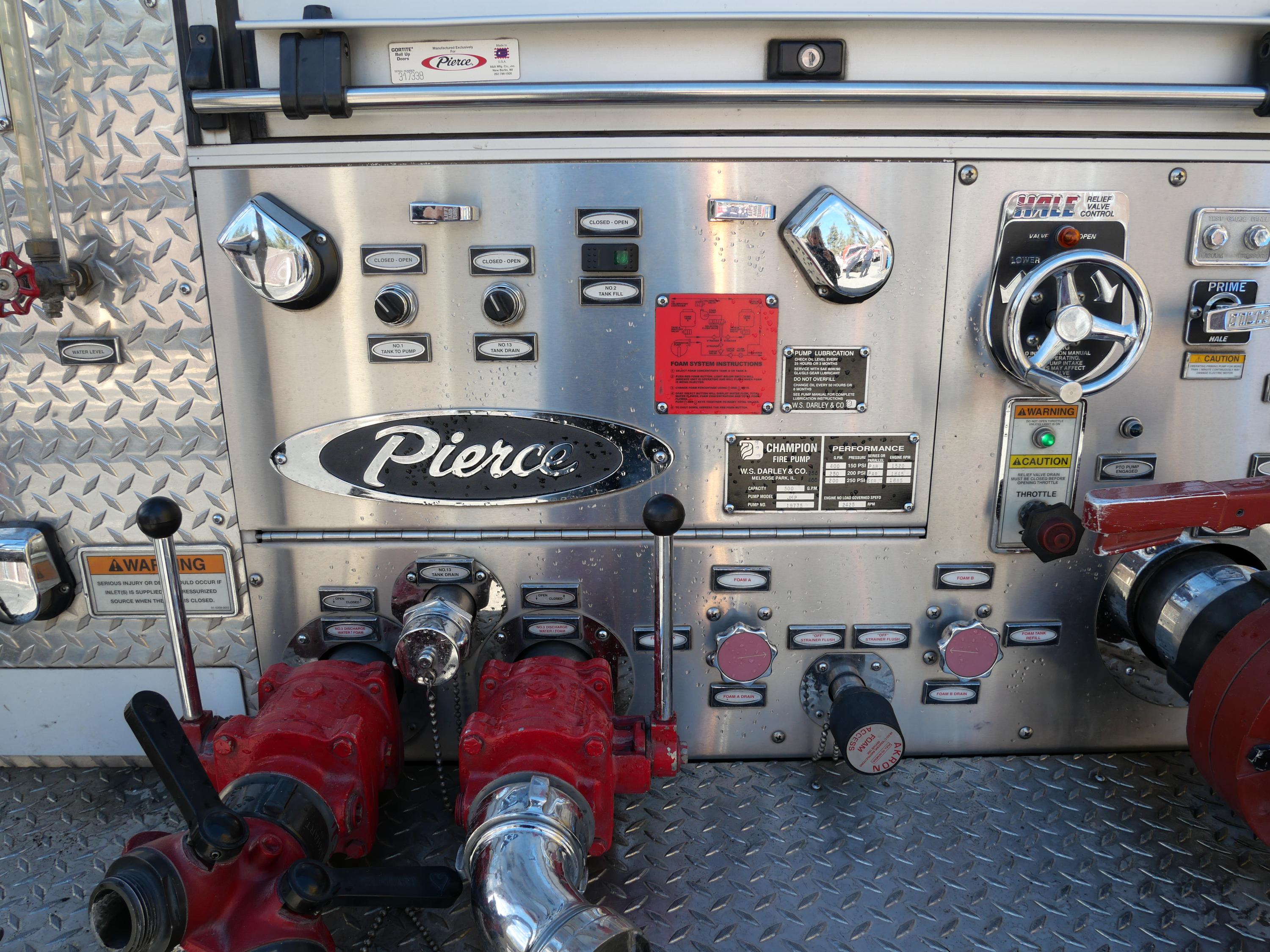 2006 Pierce International 4x4 Brush Truck - image 26