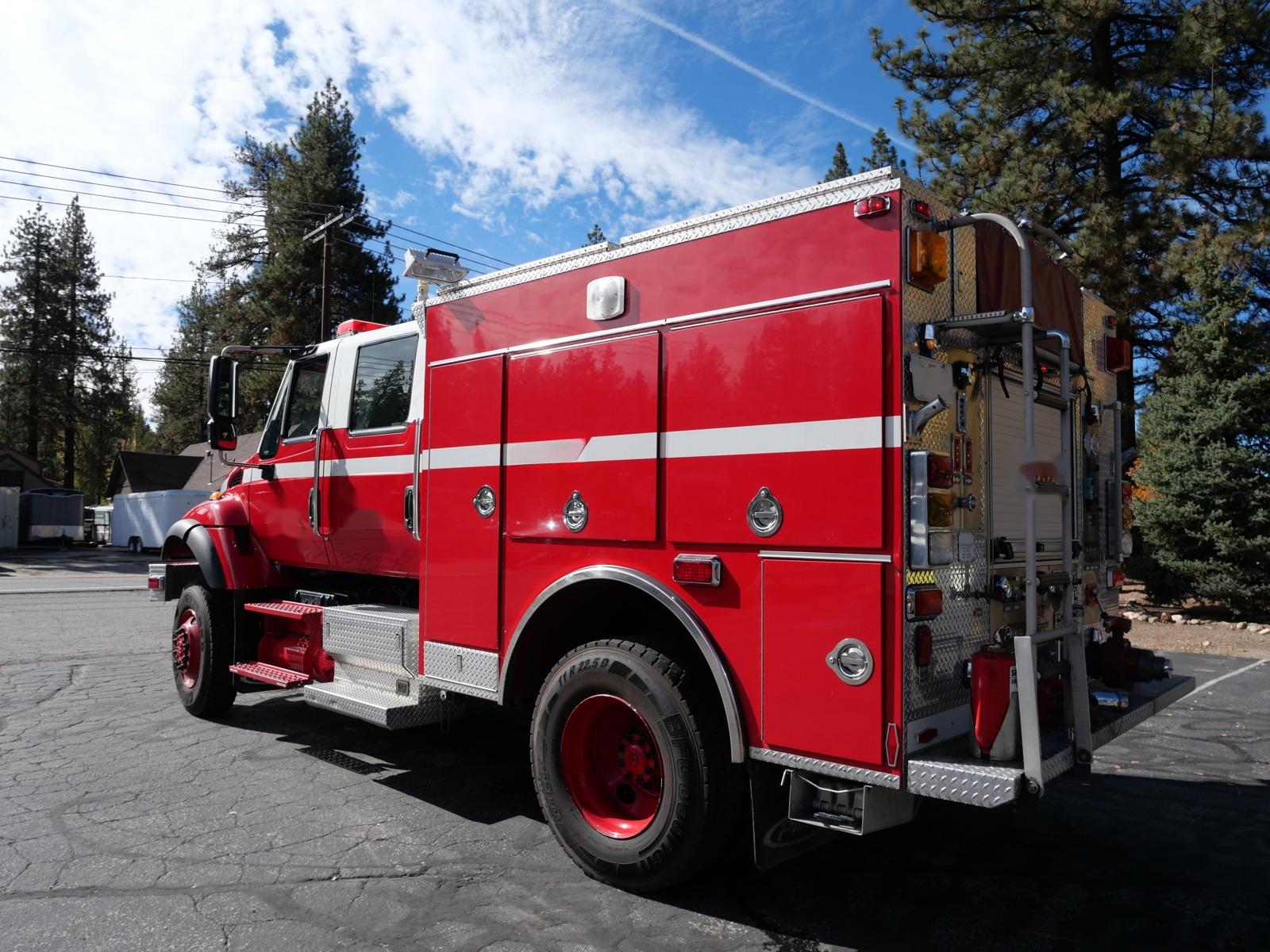 2006 Pierce International 4x4 Brush Truck - image 9