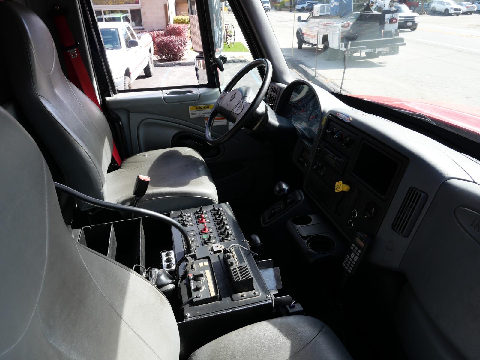 2003 Pierce 7400 4x4 Medium Rescue - image 21