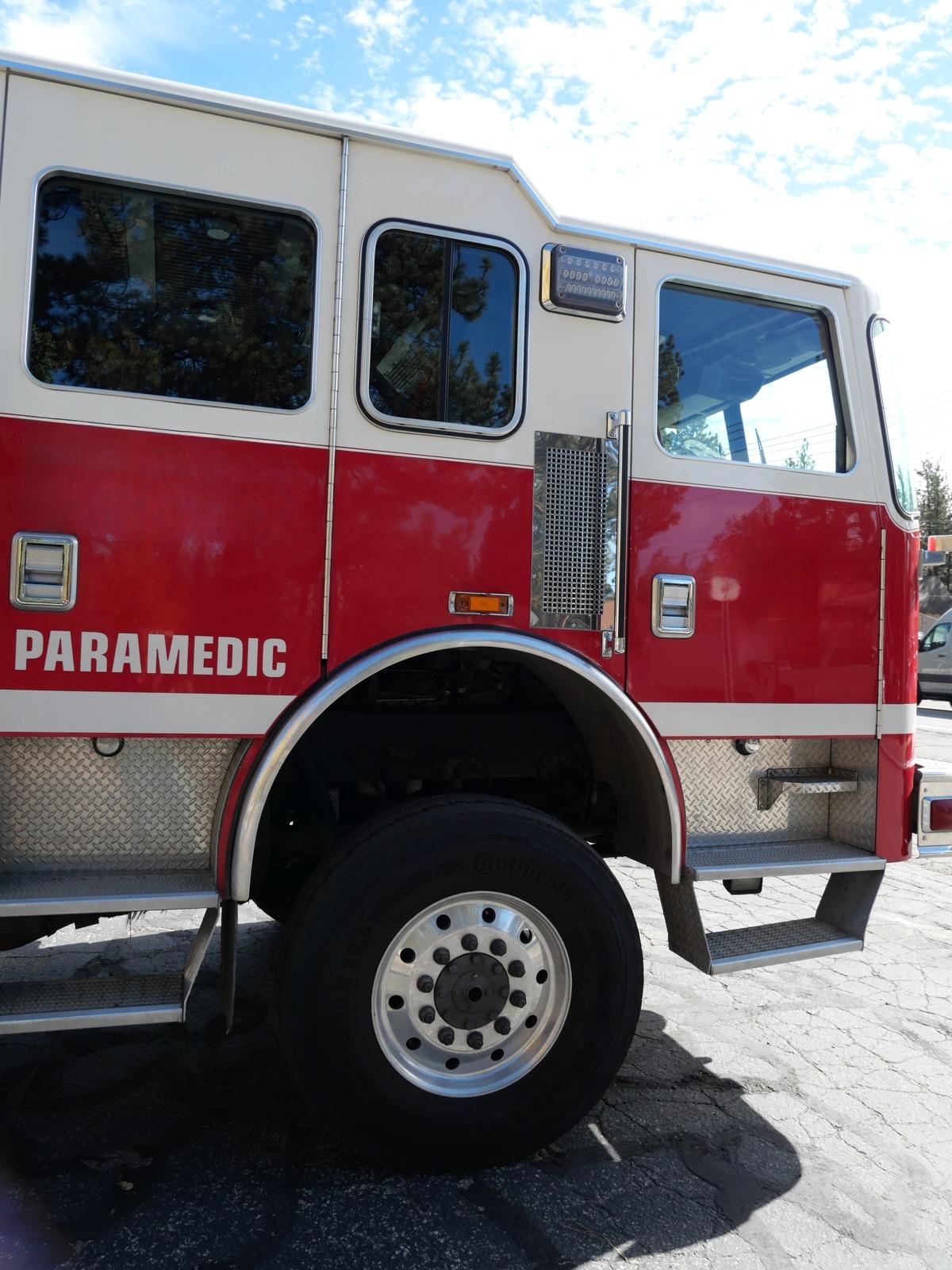 2004 KME 4x4 Pumper - image 11