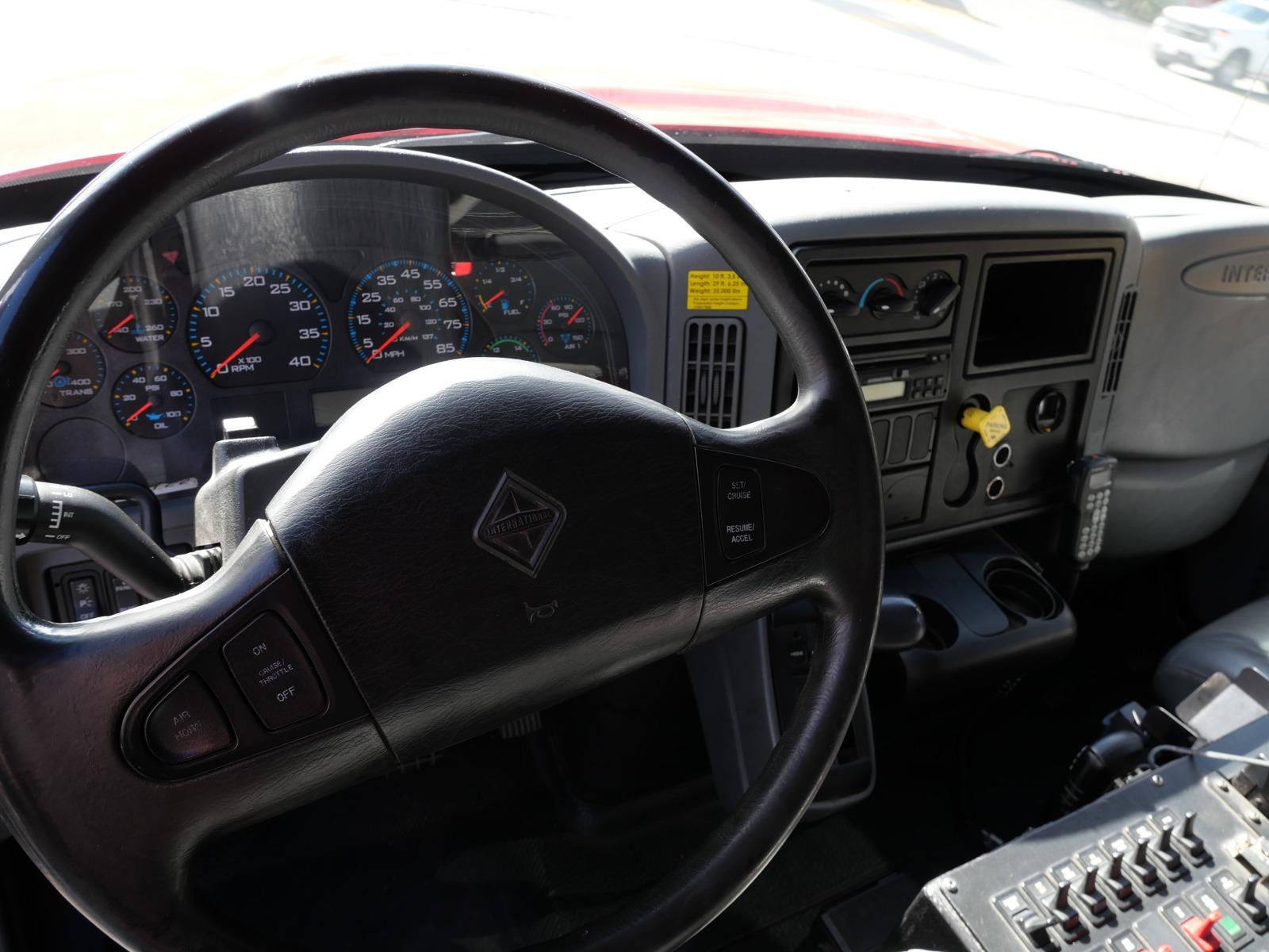 2003 Pierce 7400 4x4 Medium Rescue - image 24