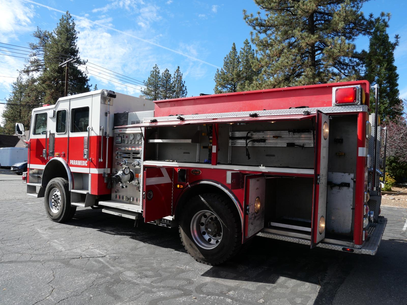 2004 KME 4x4 Pumper - image 12
