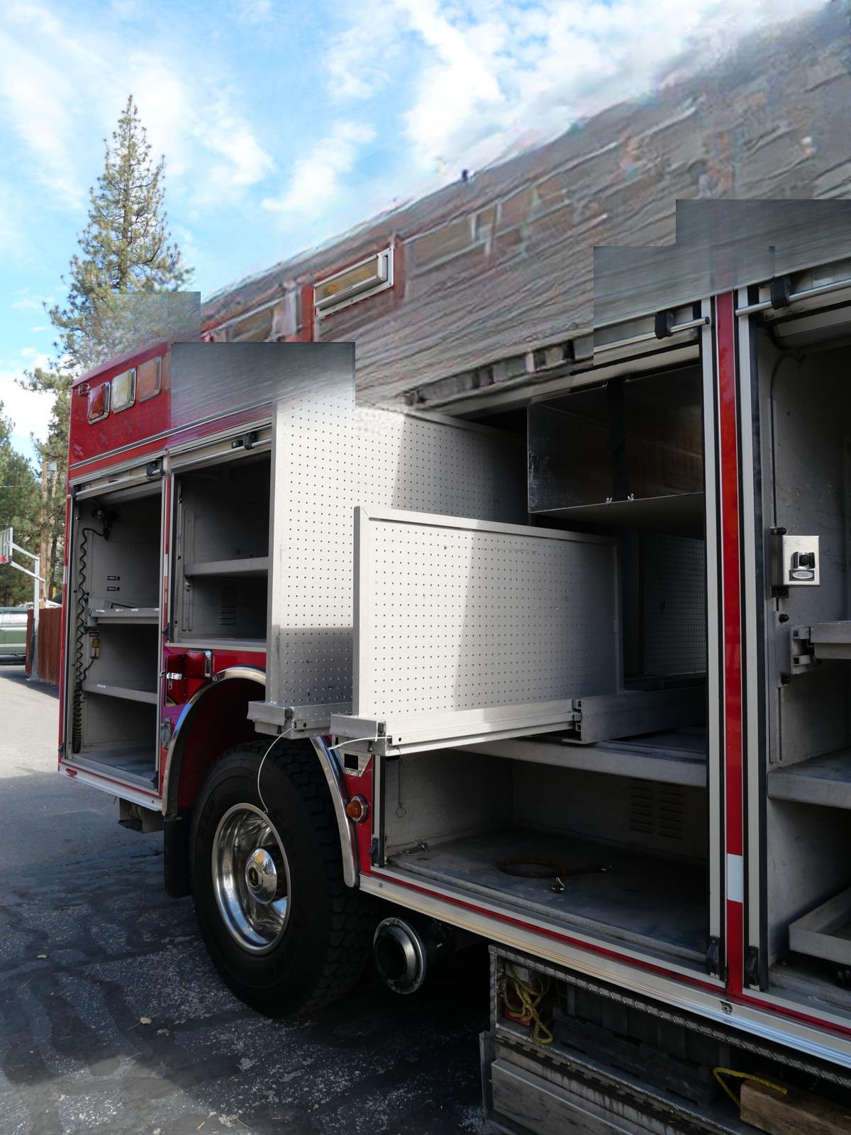2003 Pierce 7400 4x4 Medium Rescue - image 29