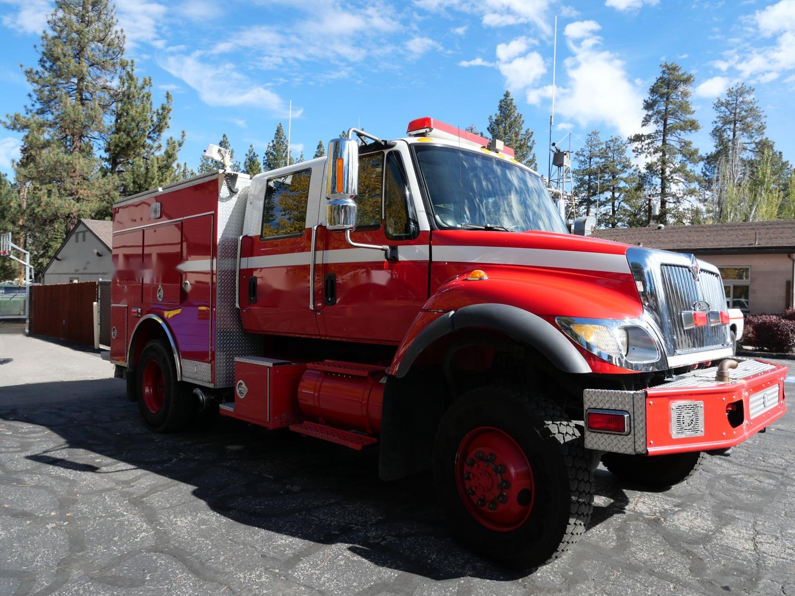 2006 Pierce International 4x4 Brush Truck - image 3