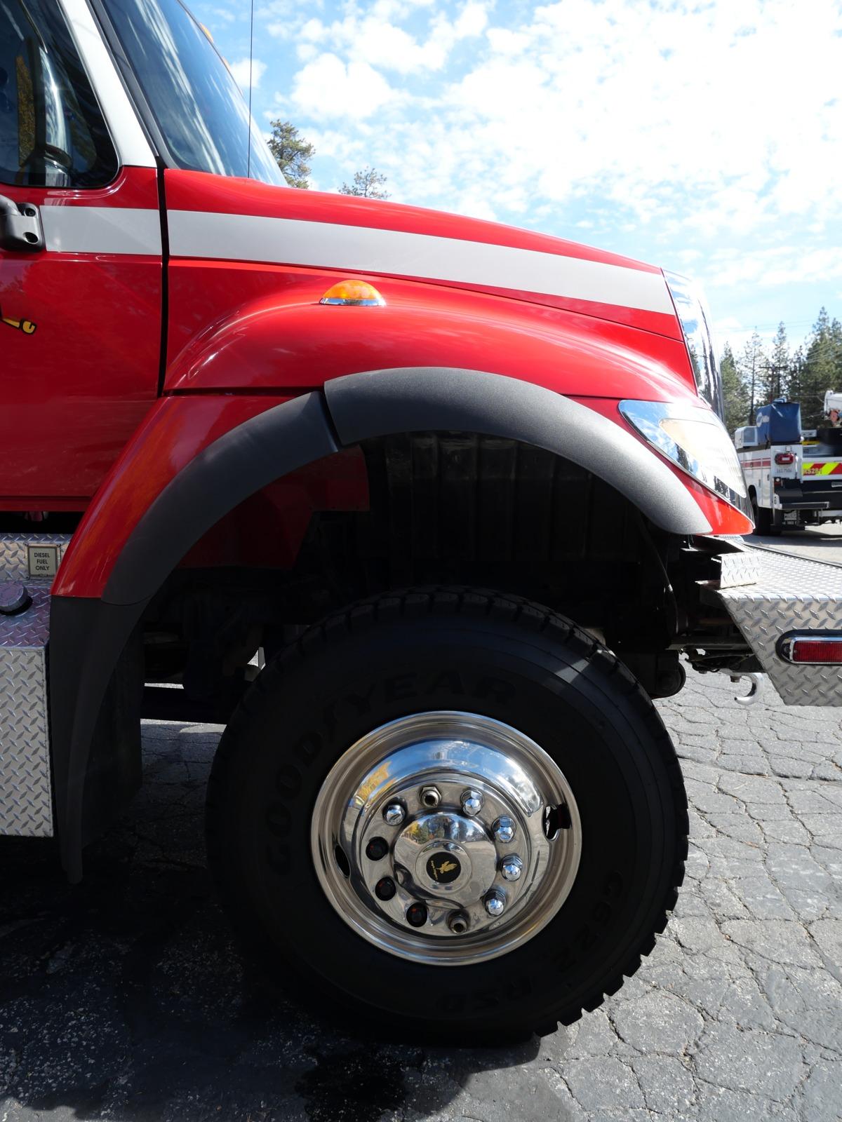 2003 Pierce 7400 4x4 Medium Rescue - image 9
