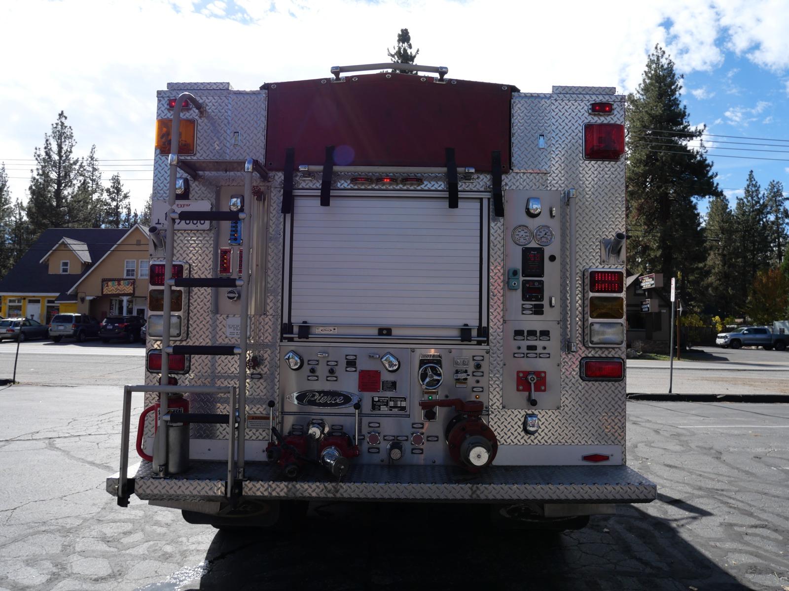 2006 Pierce International 4x4 Brush Truck - image 10
