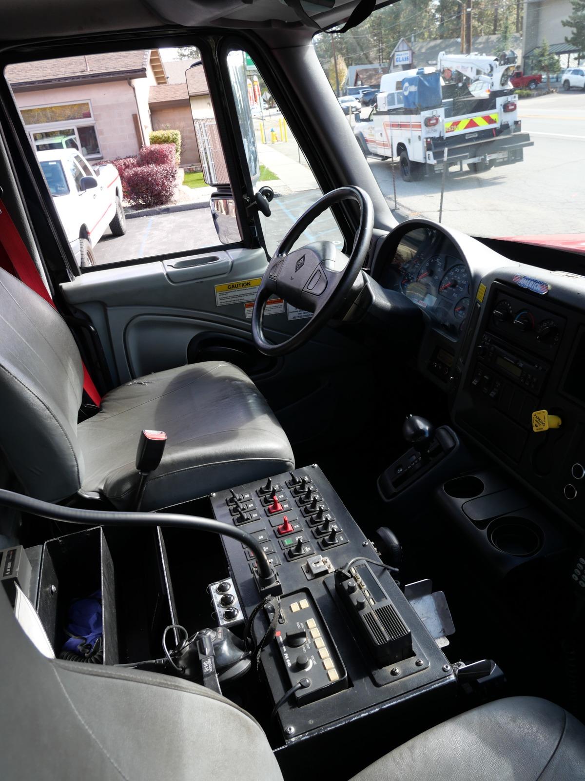 2003 Pierce 7400 4x4 Medium Rescue - image 22