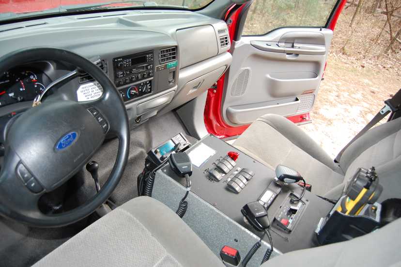 2003 MidWest Ford 4x4 Brush Truck — photo 4