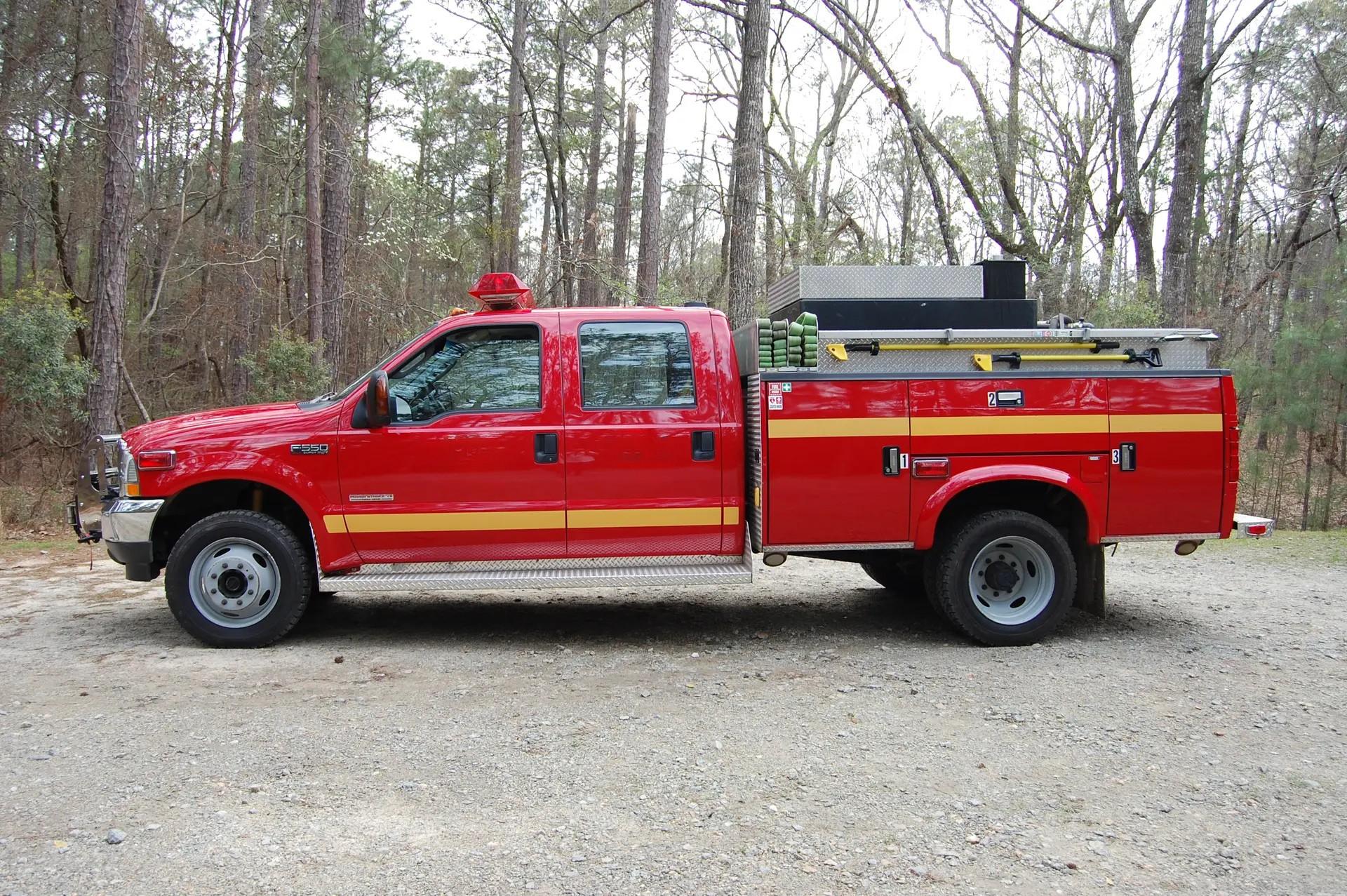 2003 MidWest Ford 4x4 Brush Truck - image 2