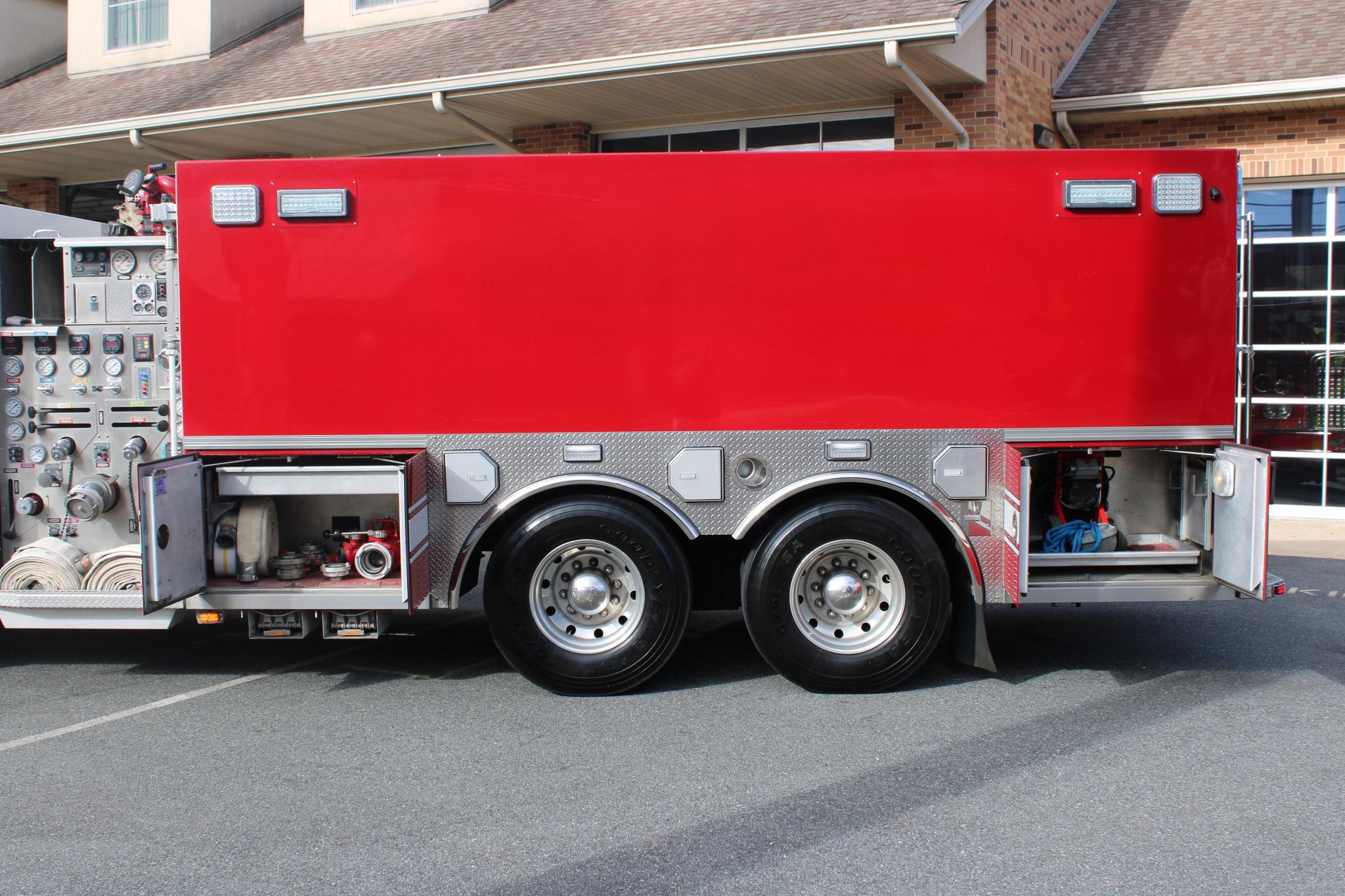 1997/2017 Spartan Gladiator 2000/2500 Tanker - image 3