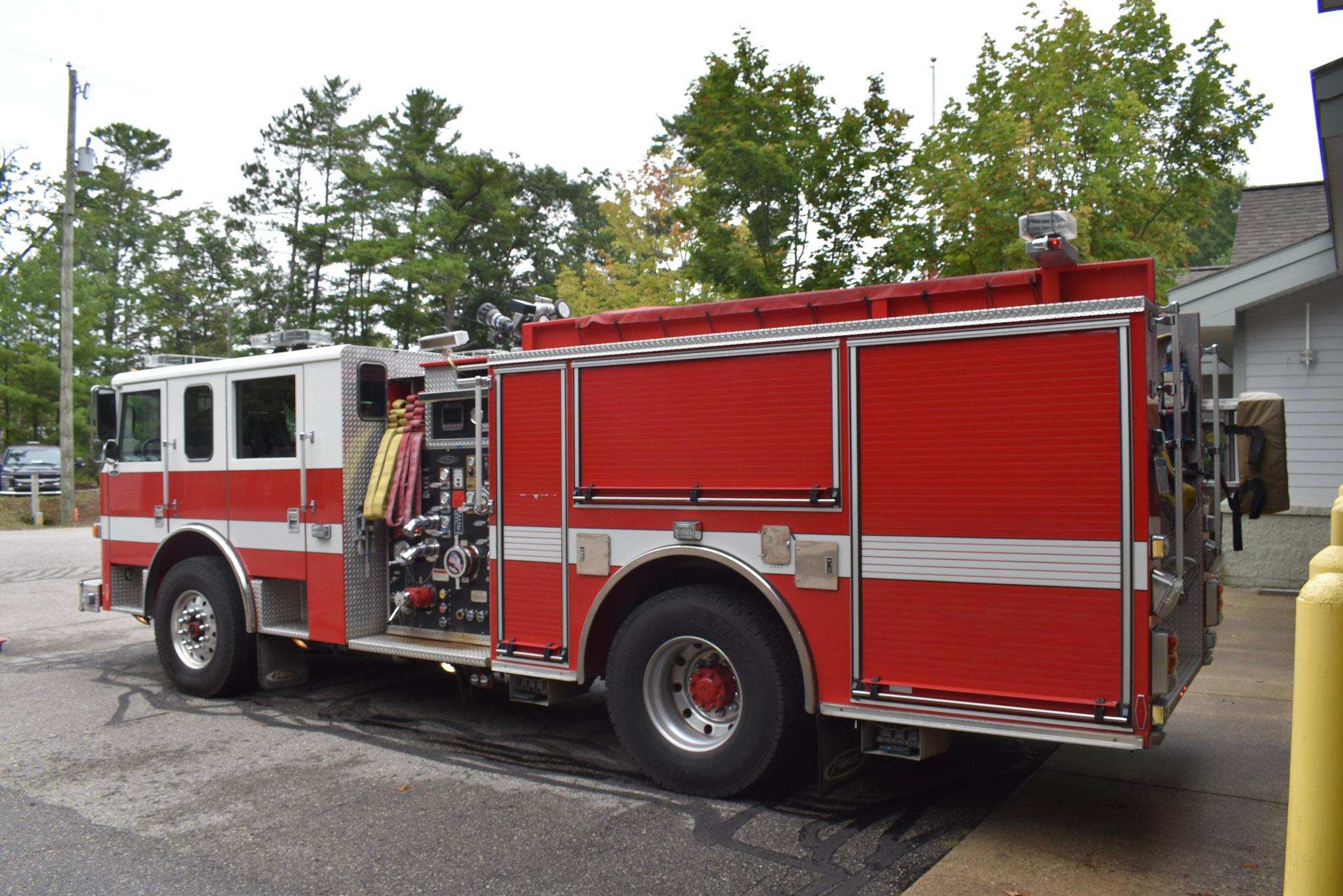 2006 Pierce Pumper - image 9