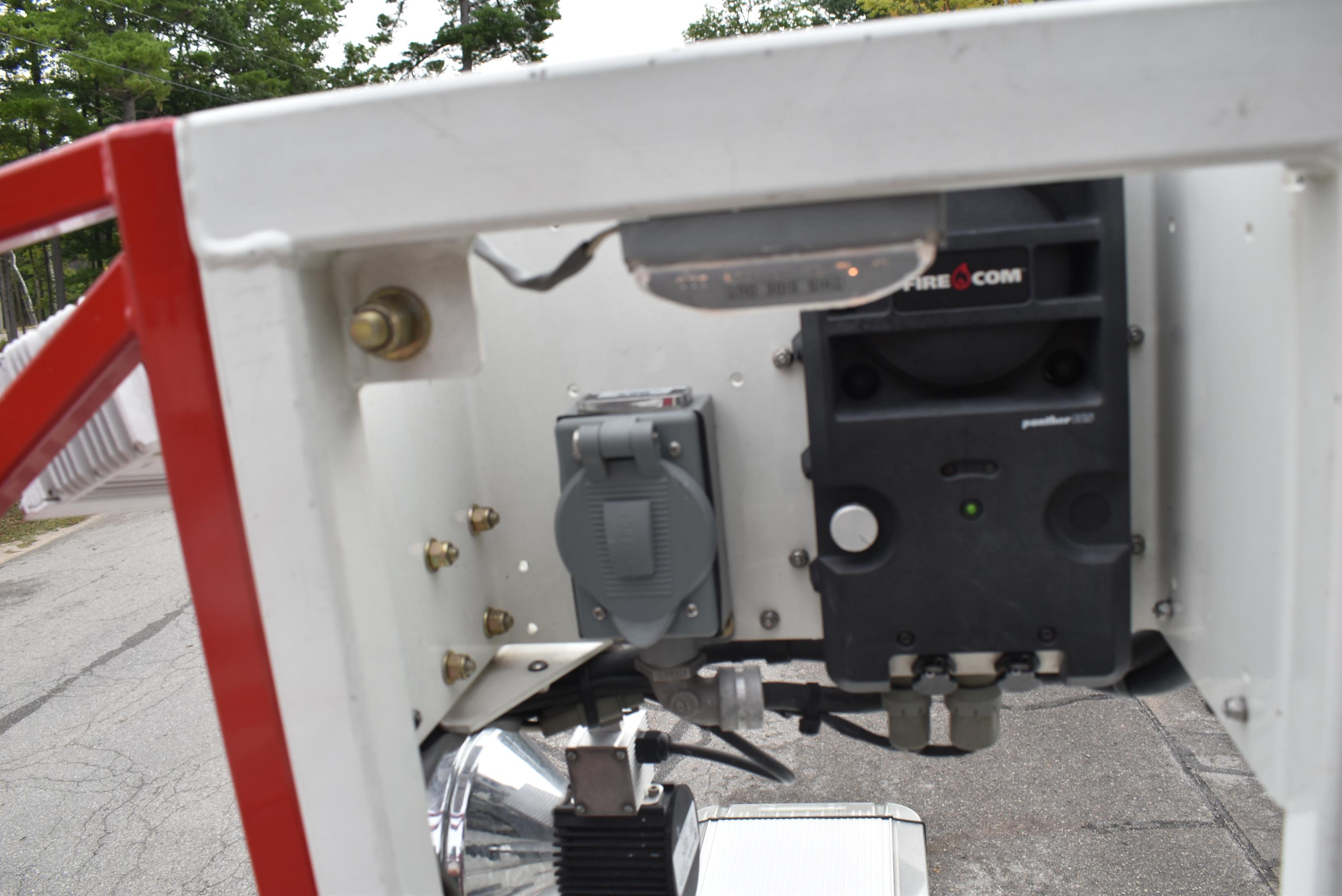 2006 Pierce 105' Aerial - image 127