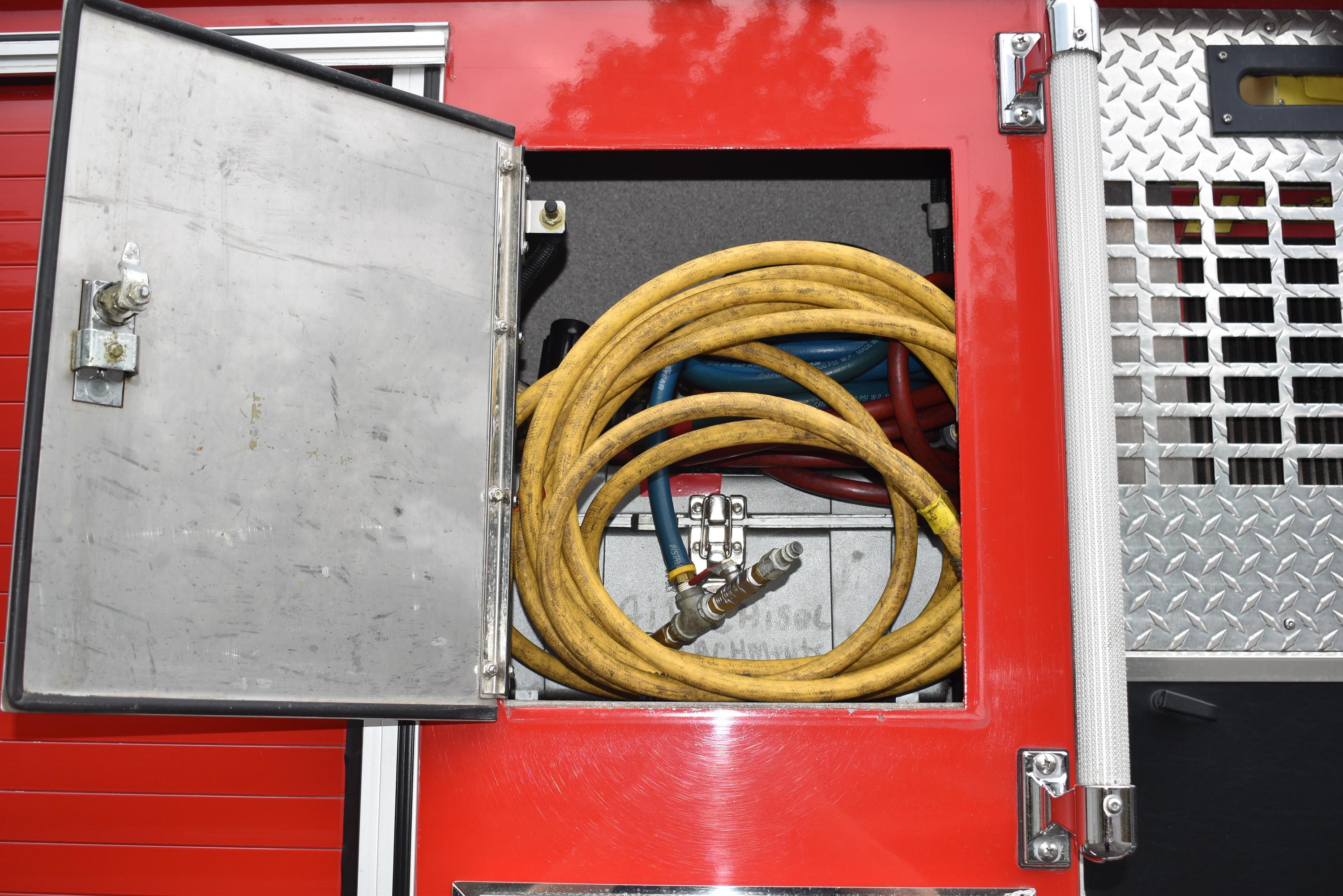 2006 Pierce 105' Aerial - image 54