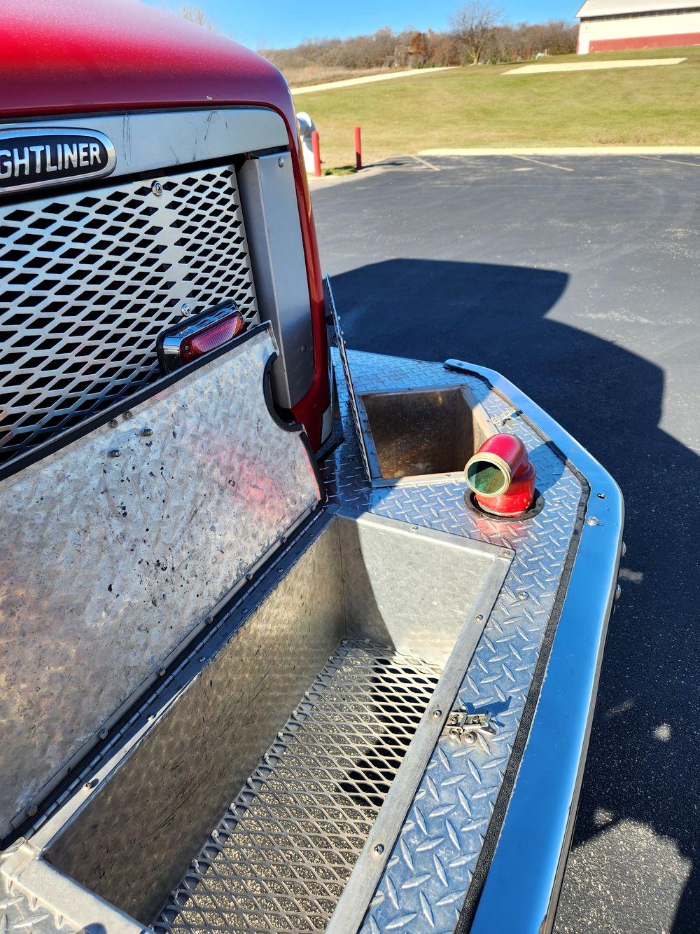 1998 Freightliner 4x4 1750pump/1250 Tank - image 15